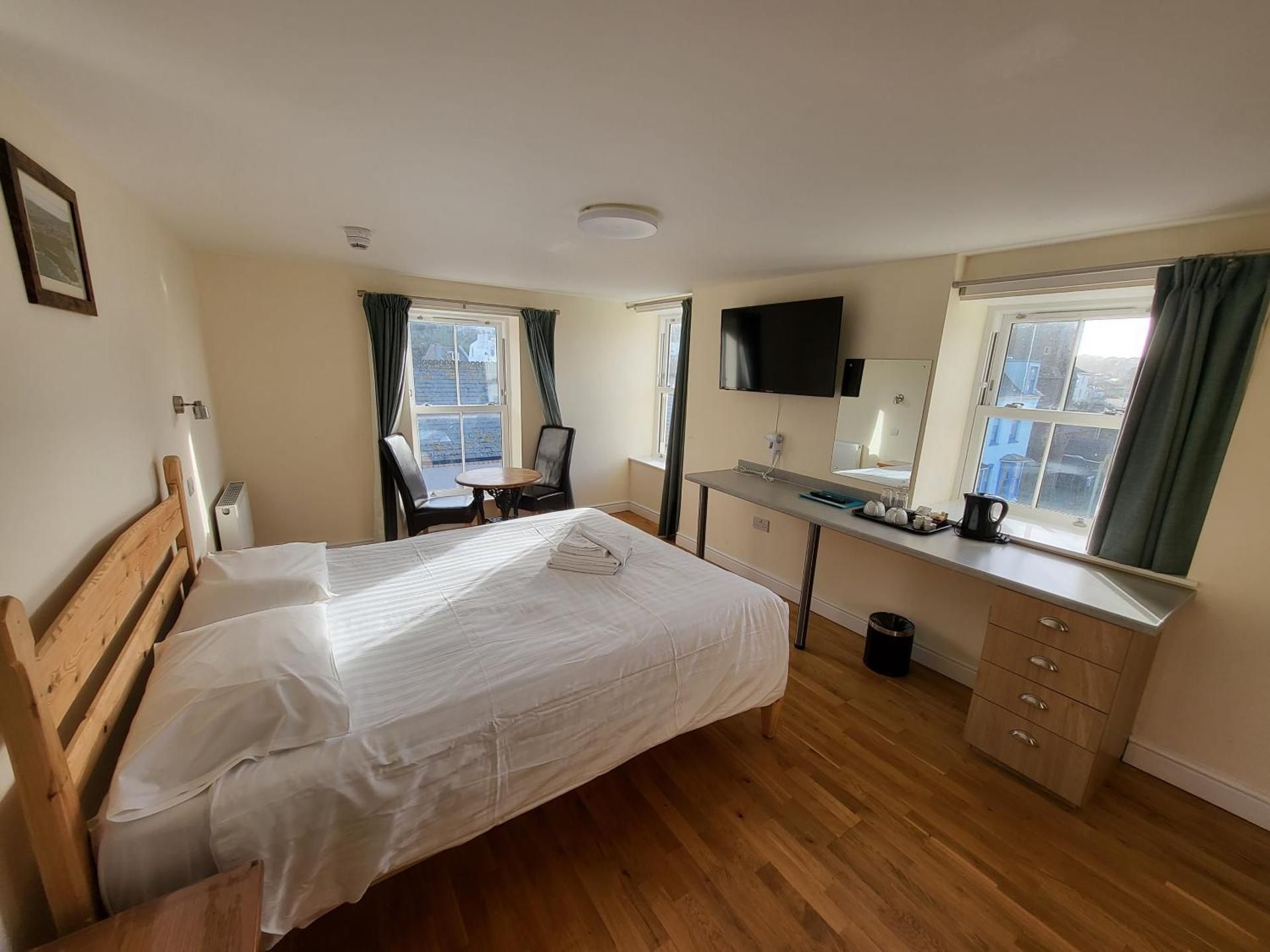 Superior King Room