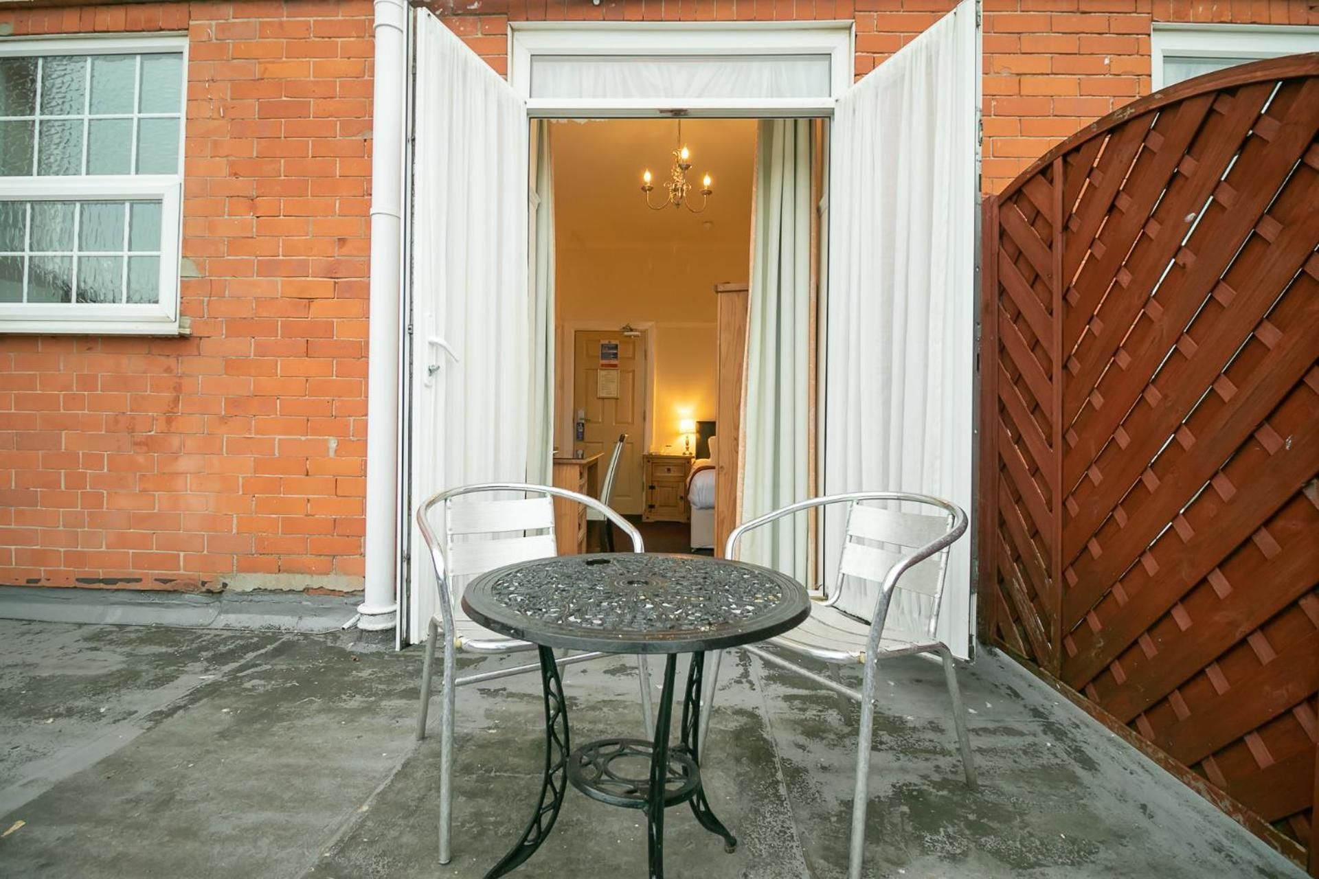 Superior Single room with Balcony & Sea view