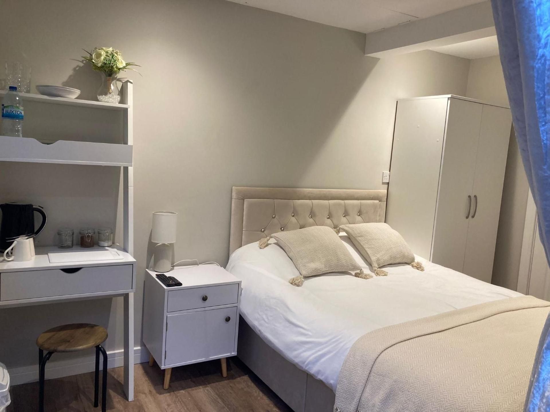 Guest house paradiso