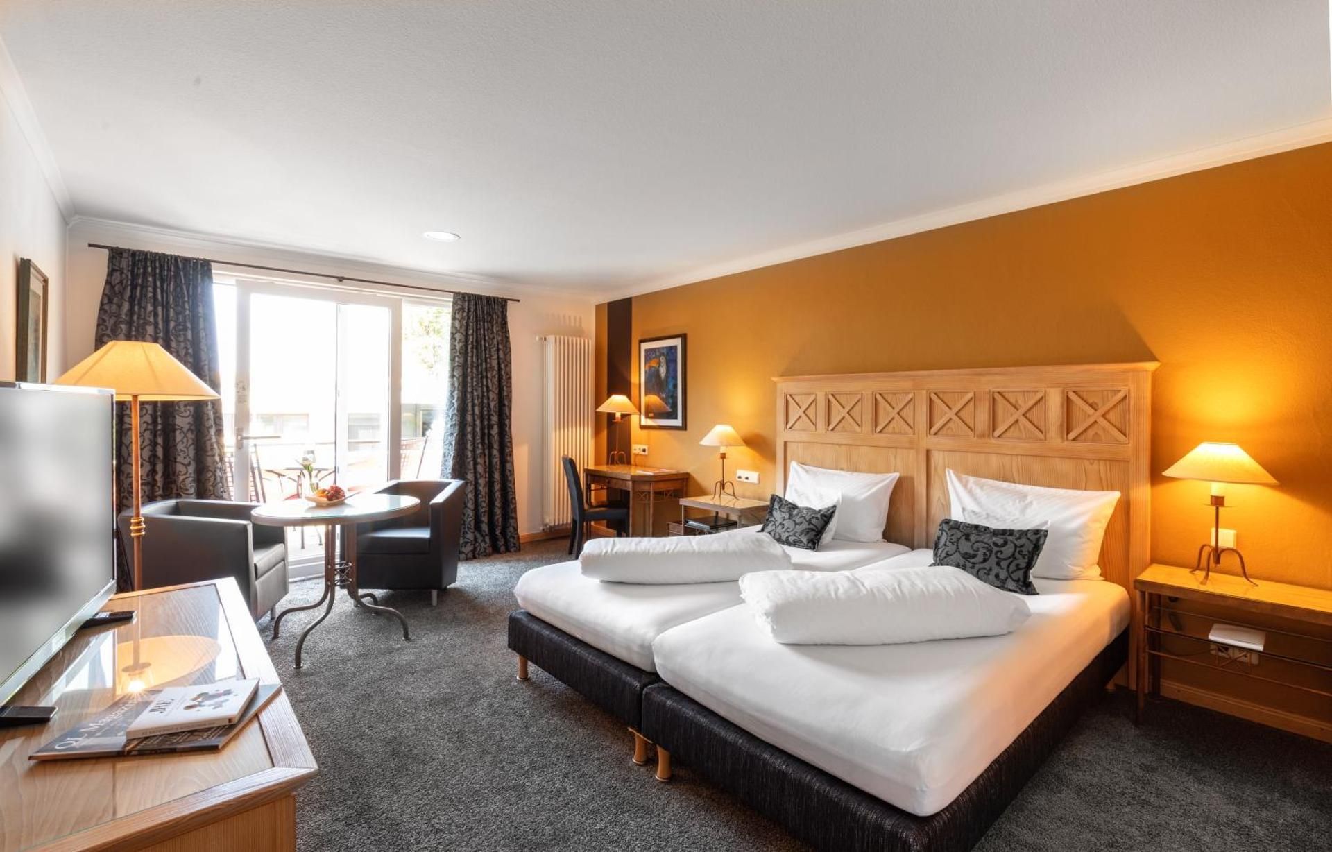 Double Room Premium on Ground Floor and Street Side - No Lake View