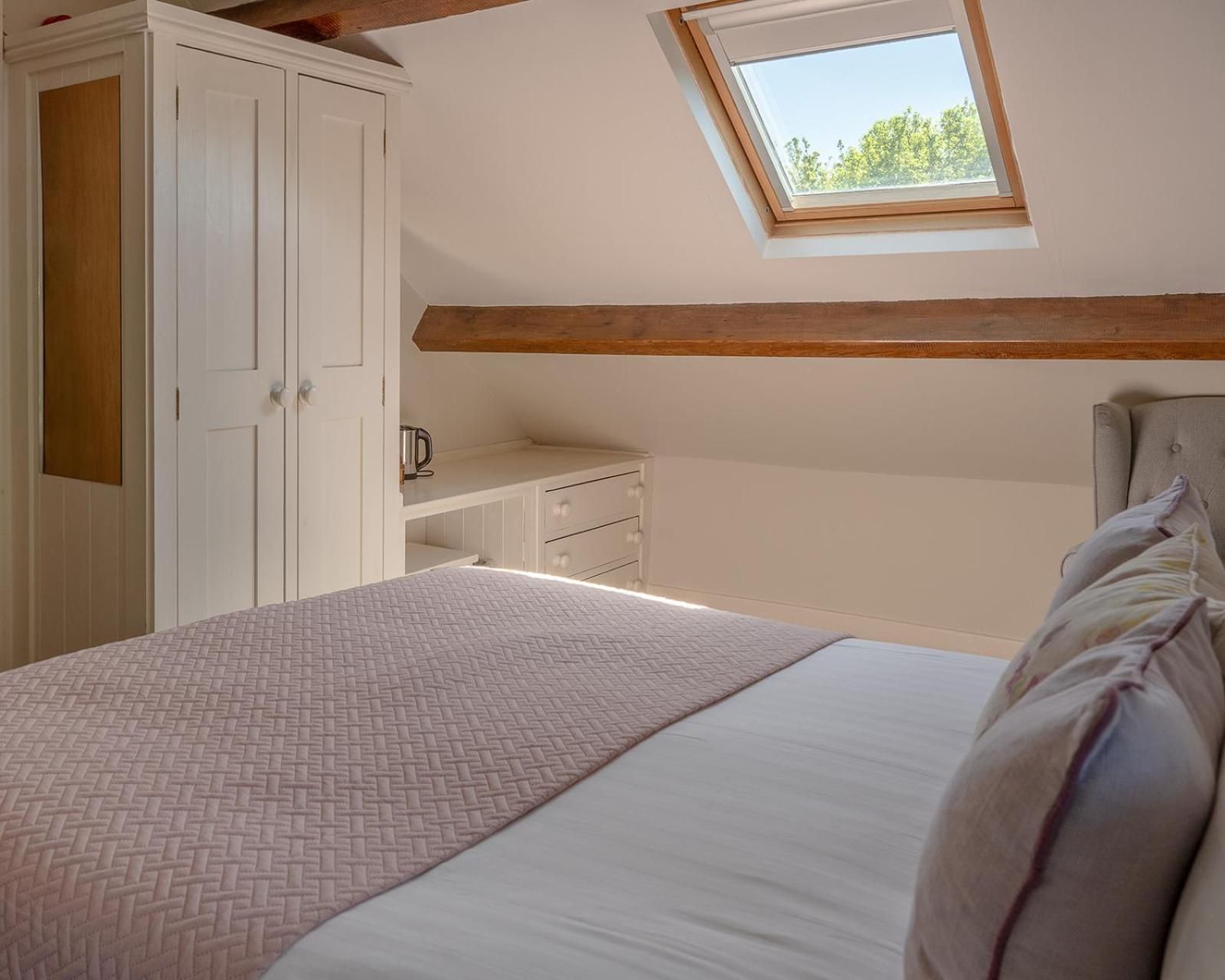 King Room with Garden View
