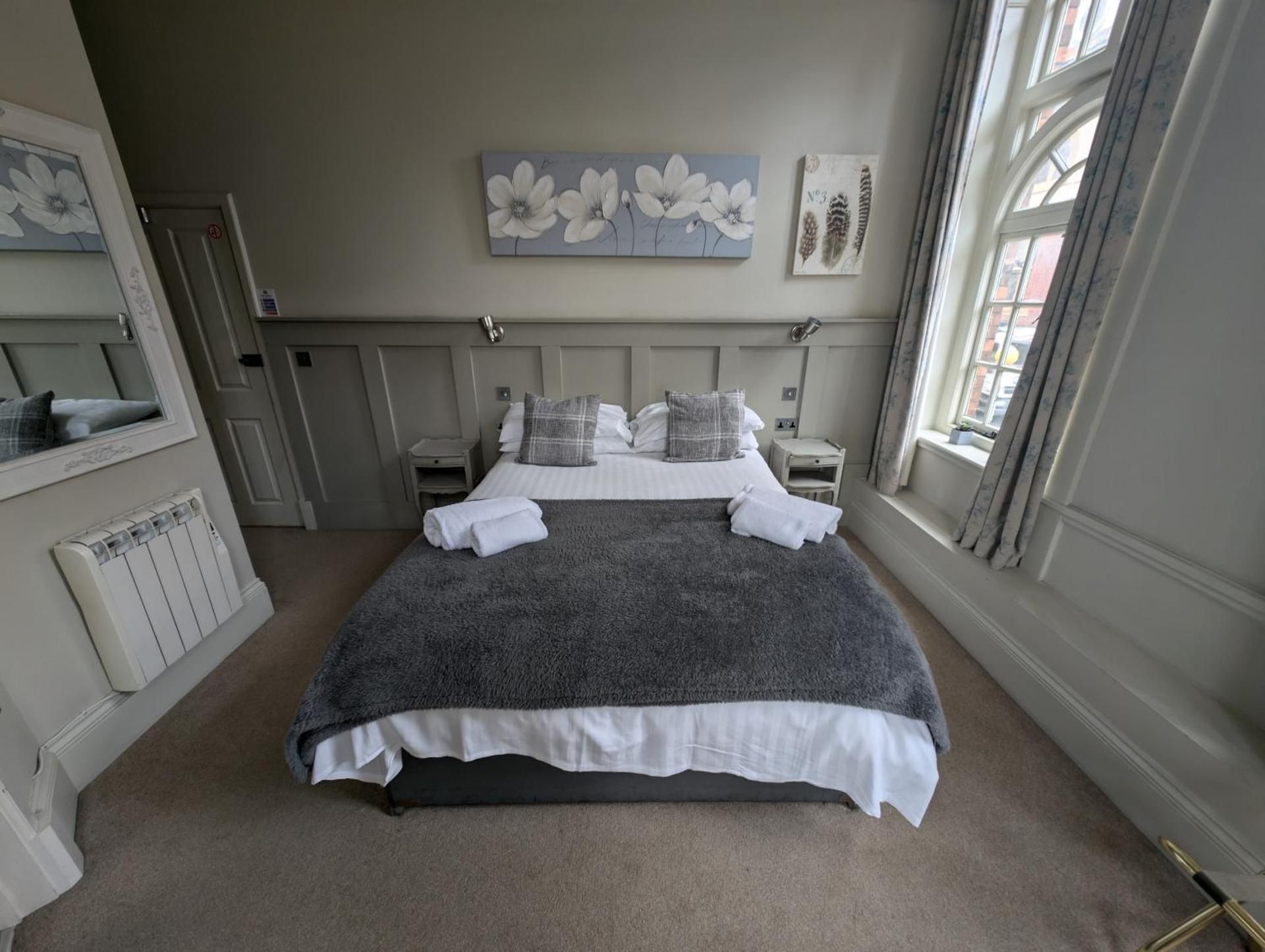 Superior King Room