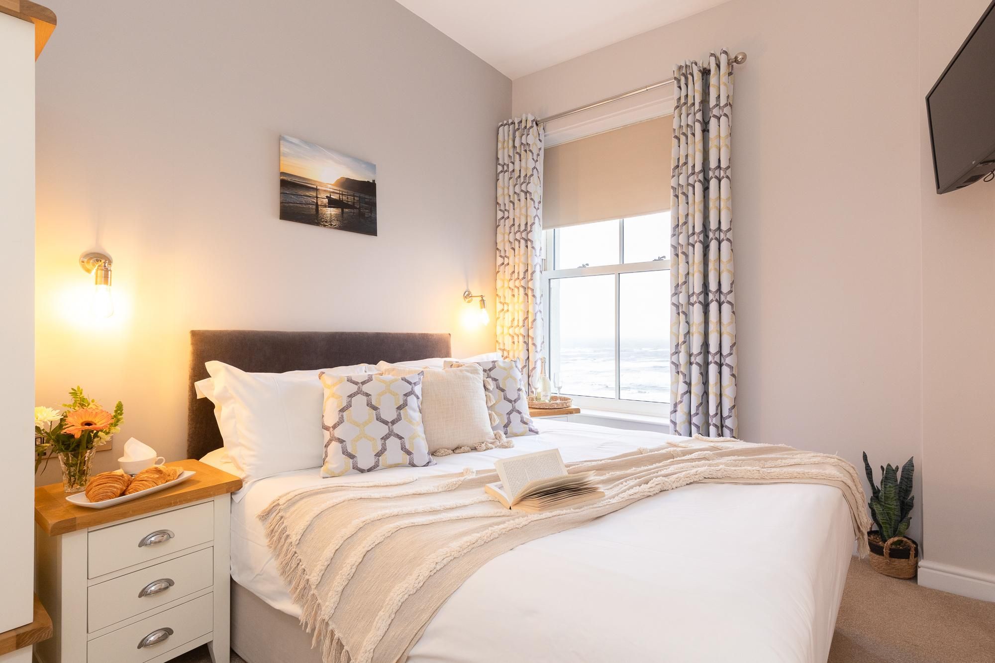 Cozy Double Room - Sea View