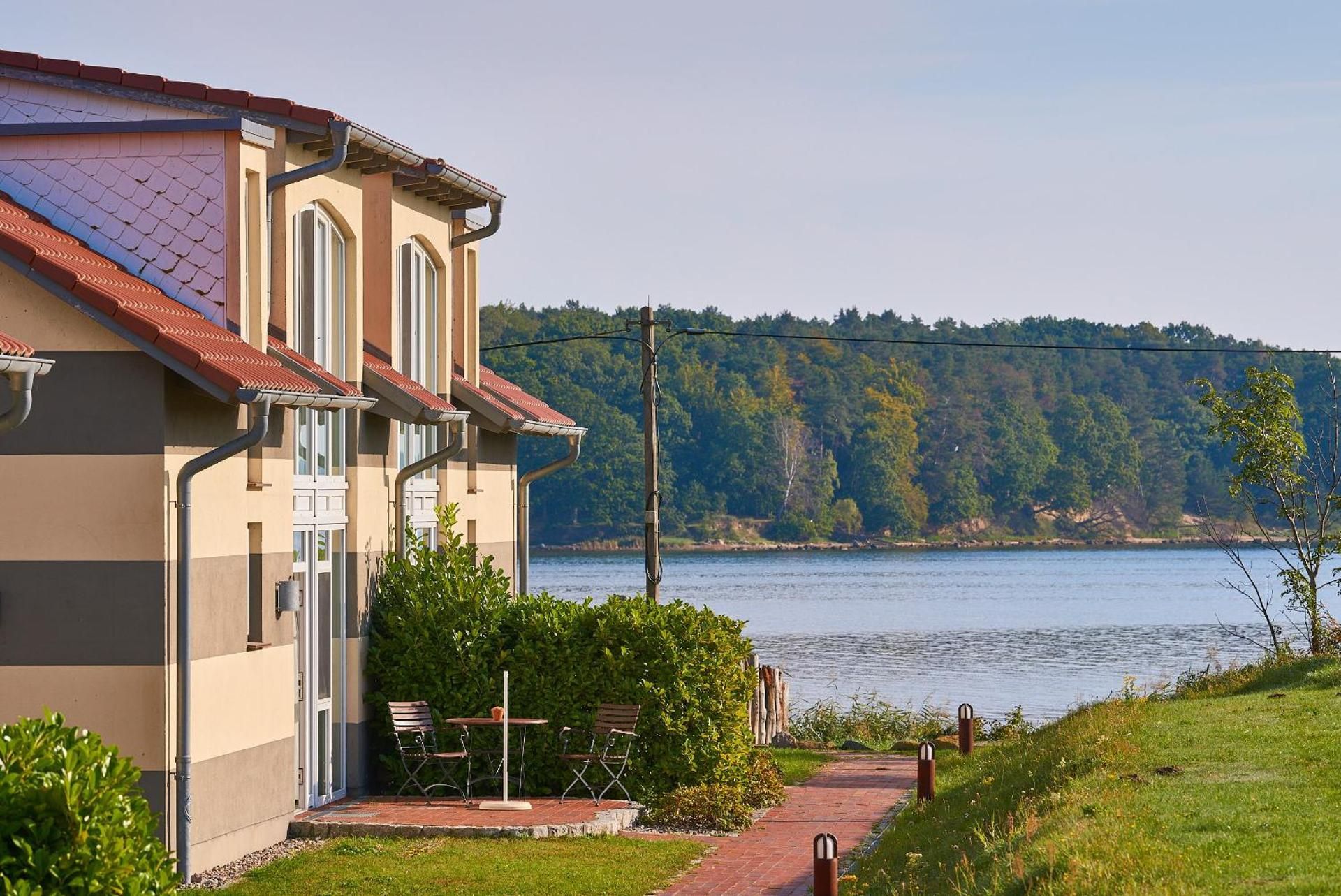 Suite with Lake View