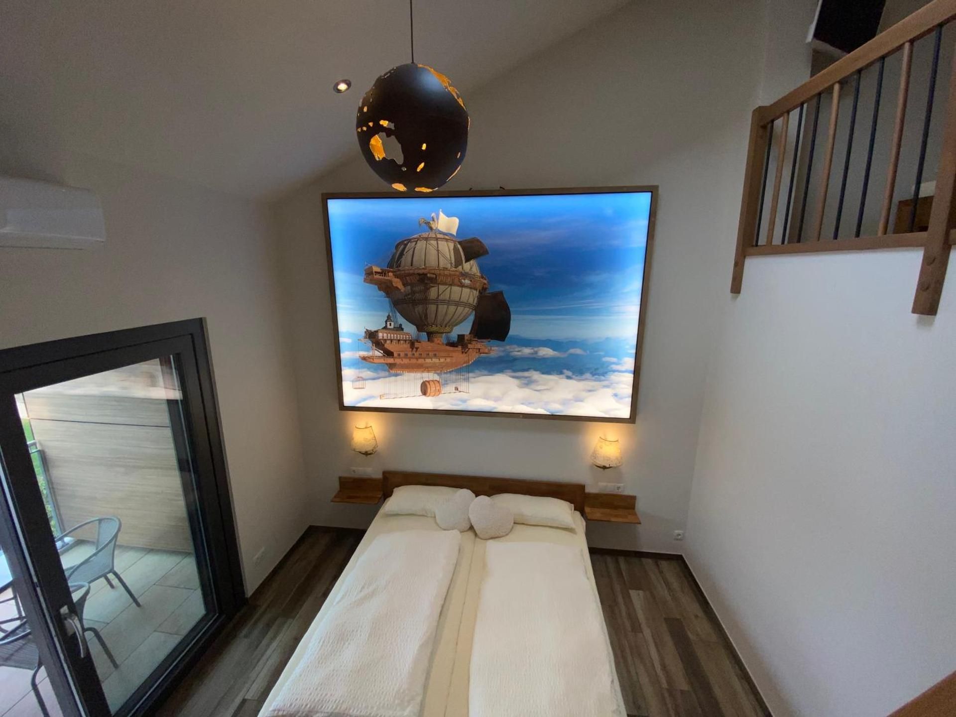 Apartment - Split Level