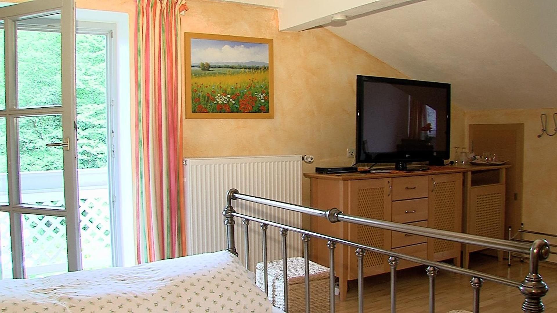 Large Double Room