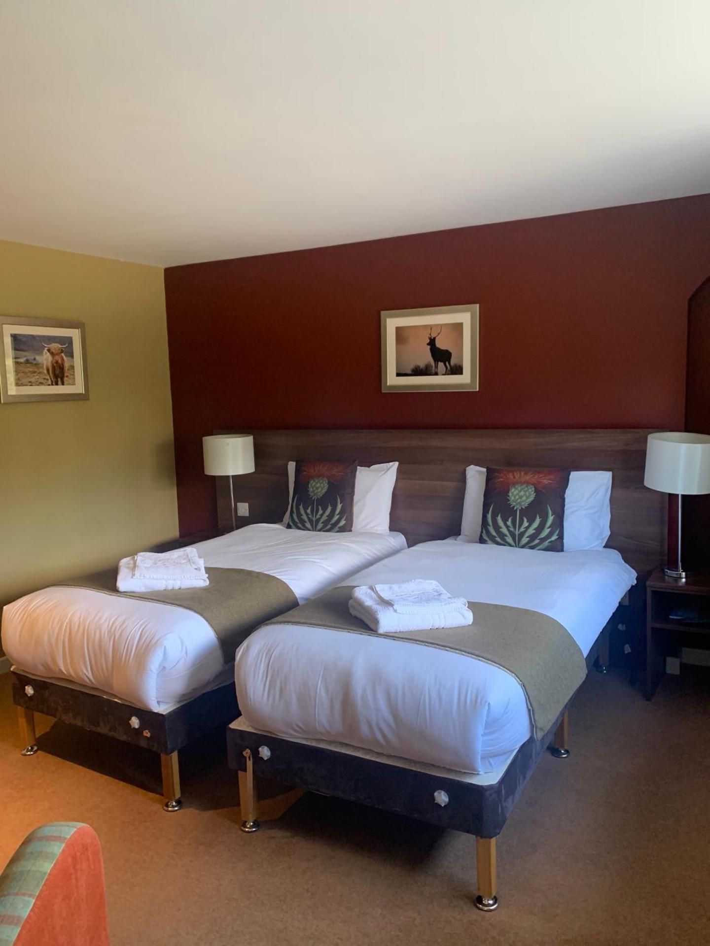 Newburgh Inn Executive Twin Room