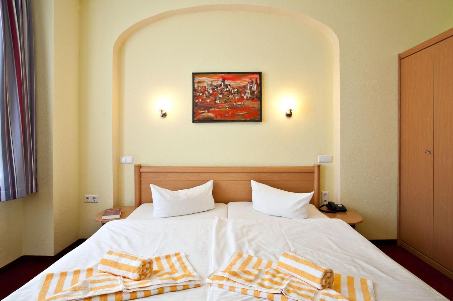 Large Single Room