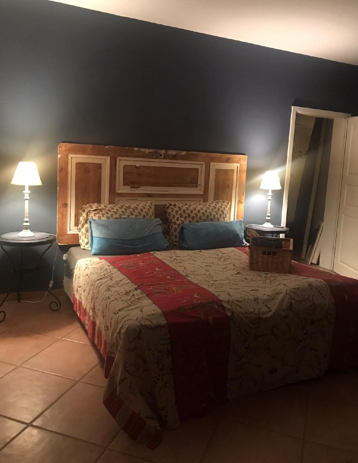 Doppelzimmer-Klassisch-Gemeinsames Badezimmer-Gartenblick-Frohe Laune