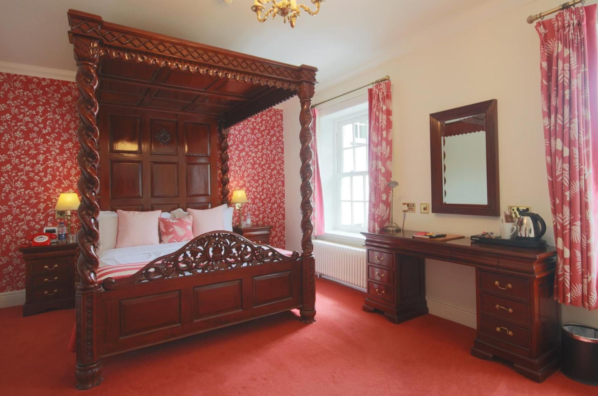 Double Room with Four Poster Bed