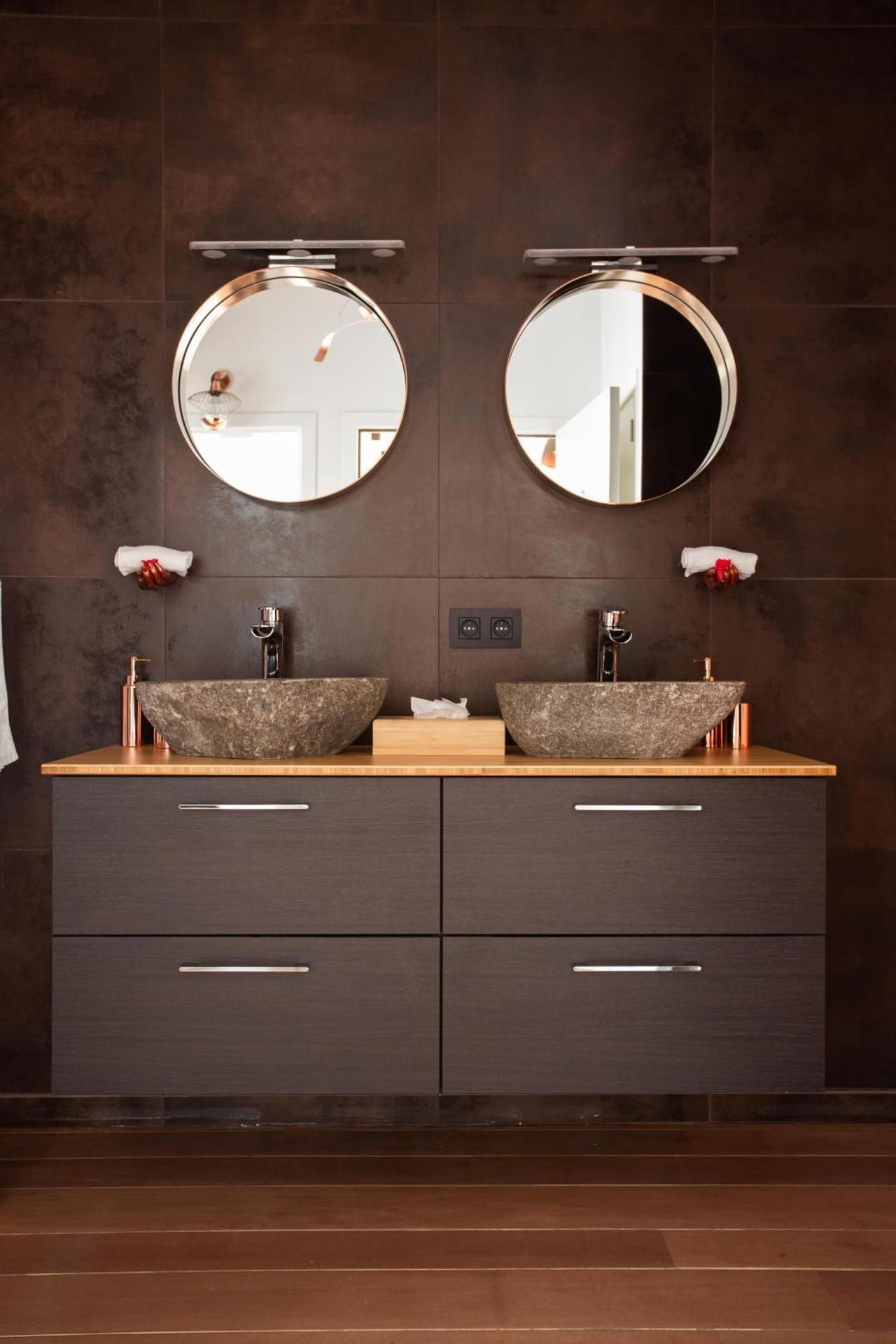 Double or Twin Room with Private Bathroom