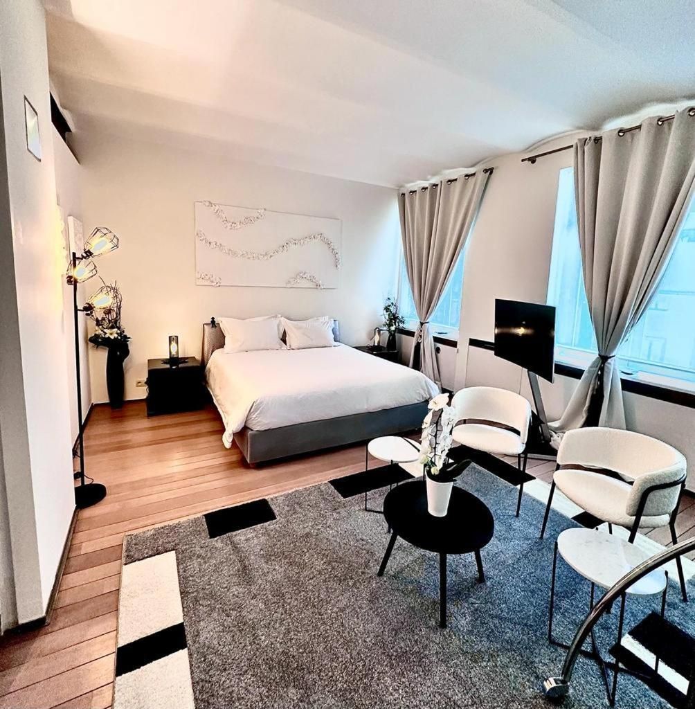 Deluxe Family Suite