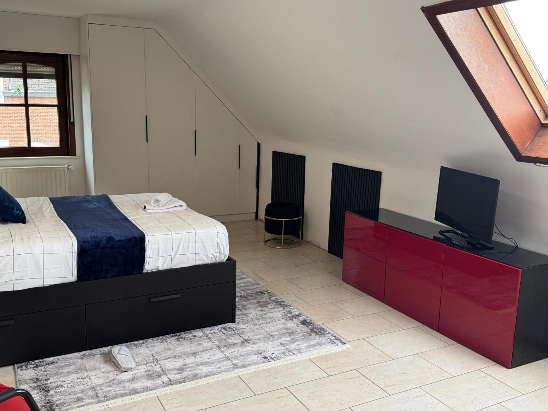 Deluxe Double Room with Extra Bed
