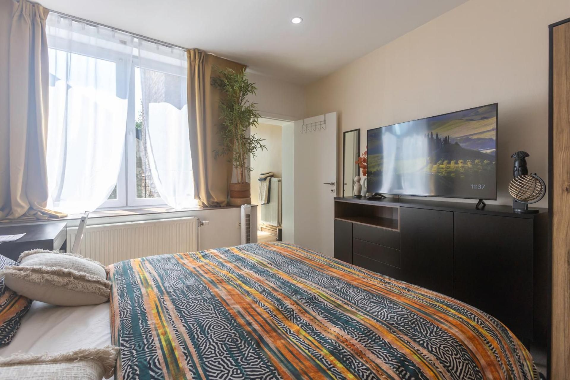 Double Room with Private Bathroom