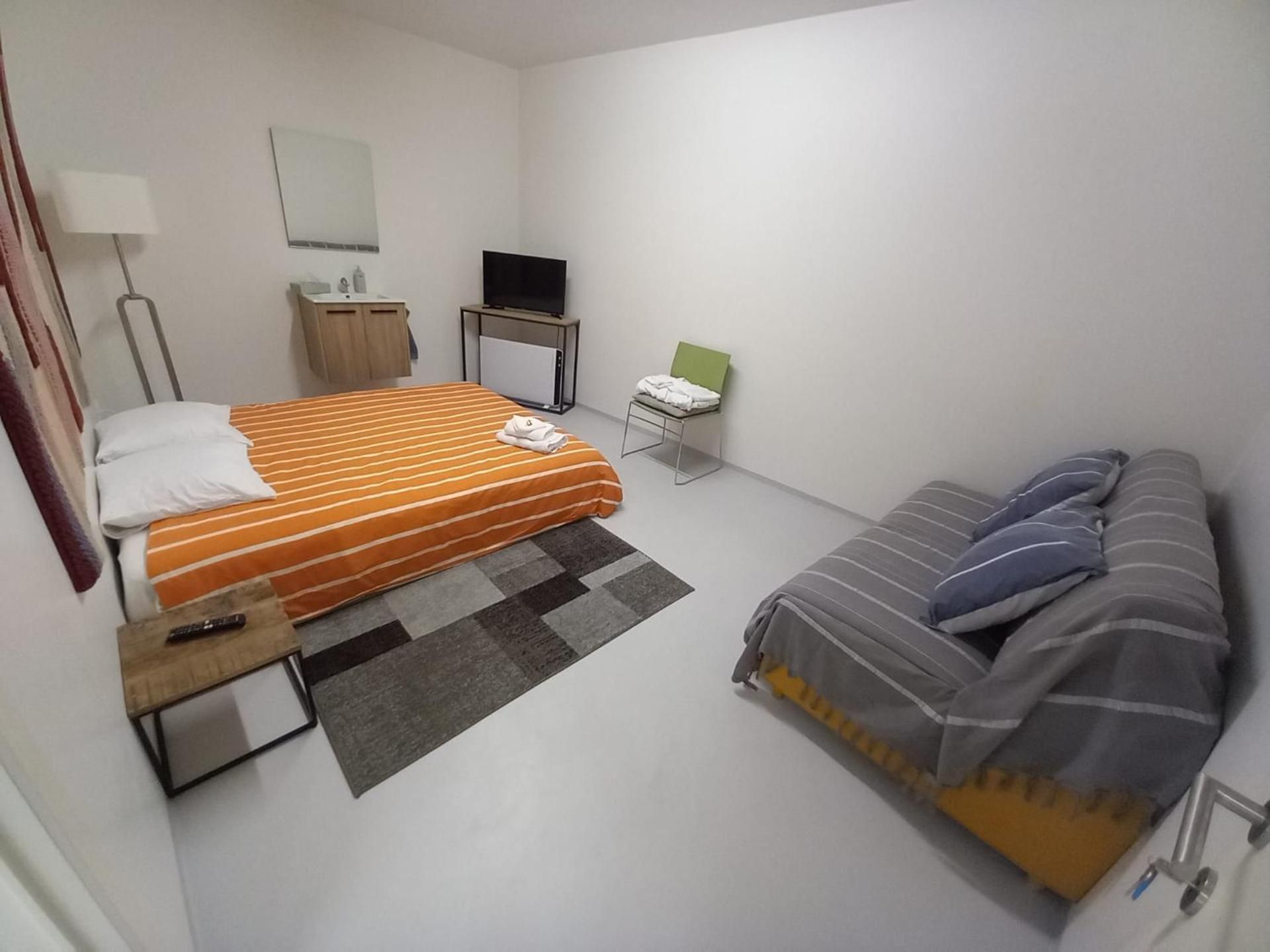 Double Room with Shared Bathroom