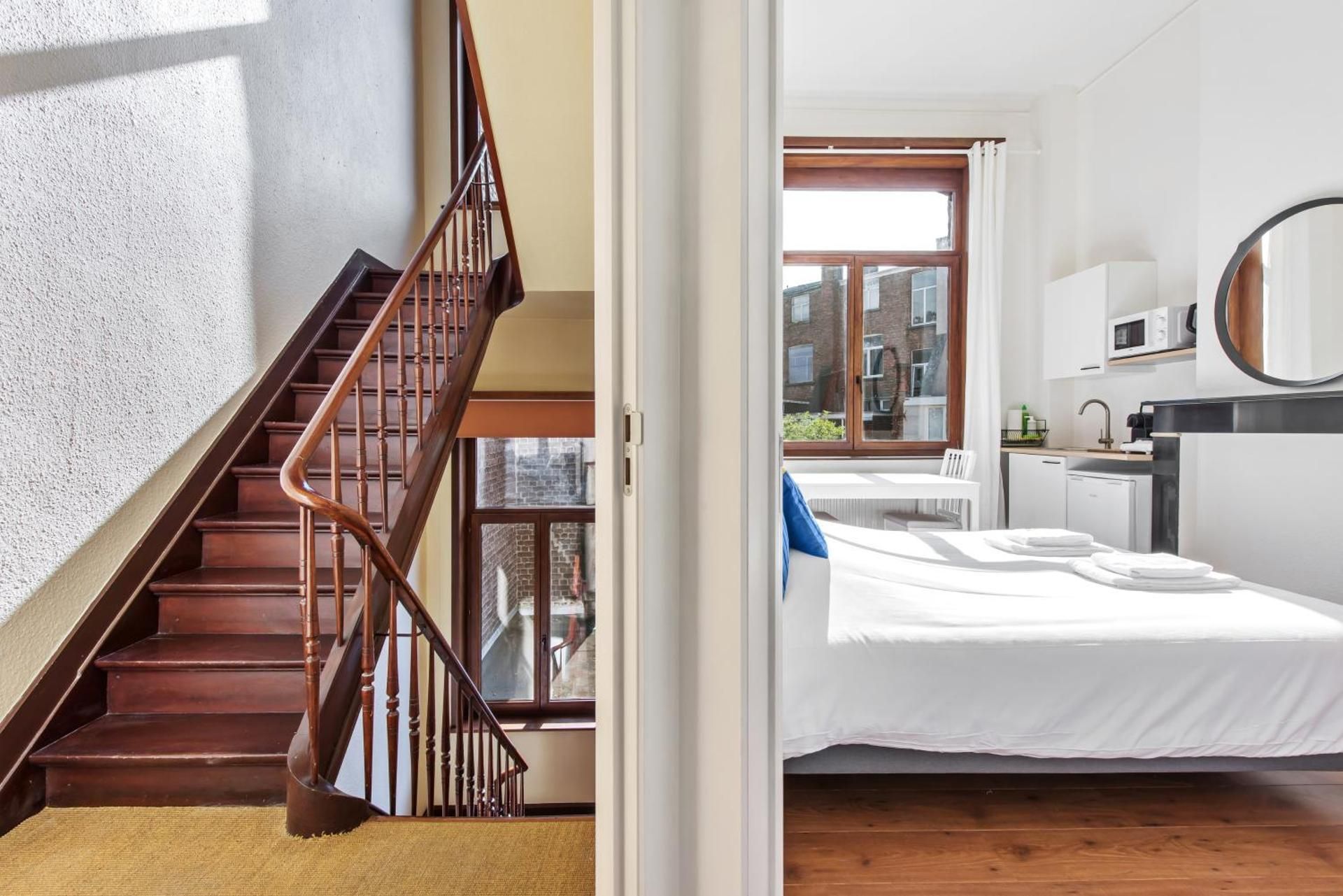 Quadruple Room with Private Bathroom