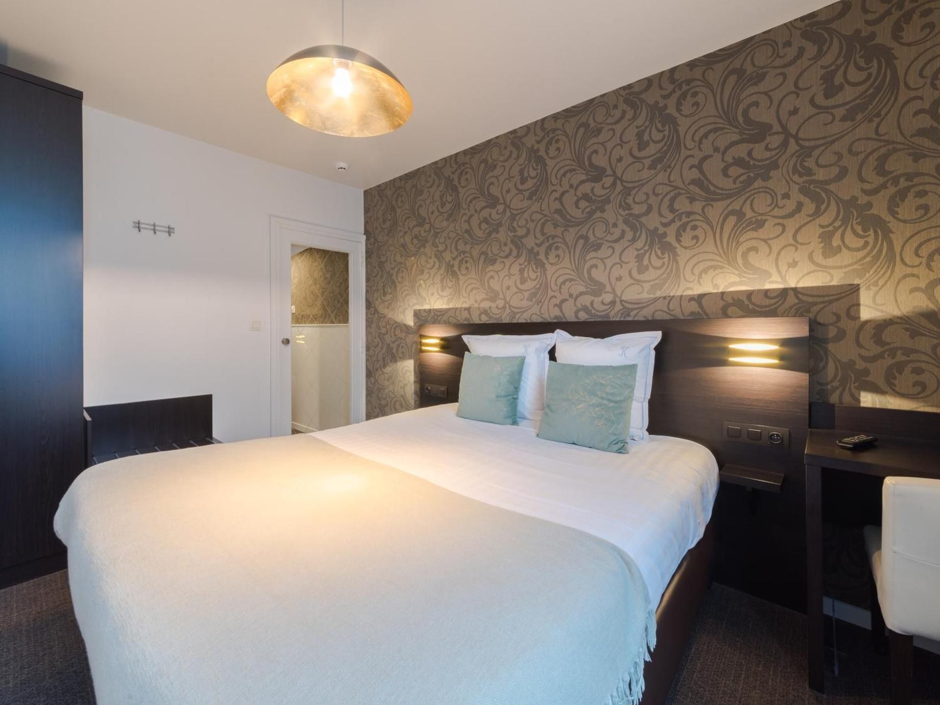 Deluxe Double Room with Hot Tub