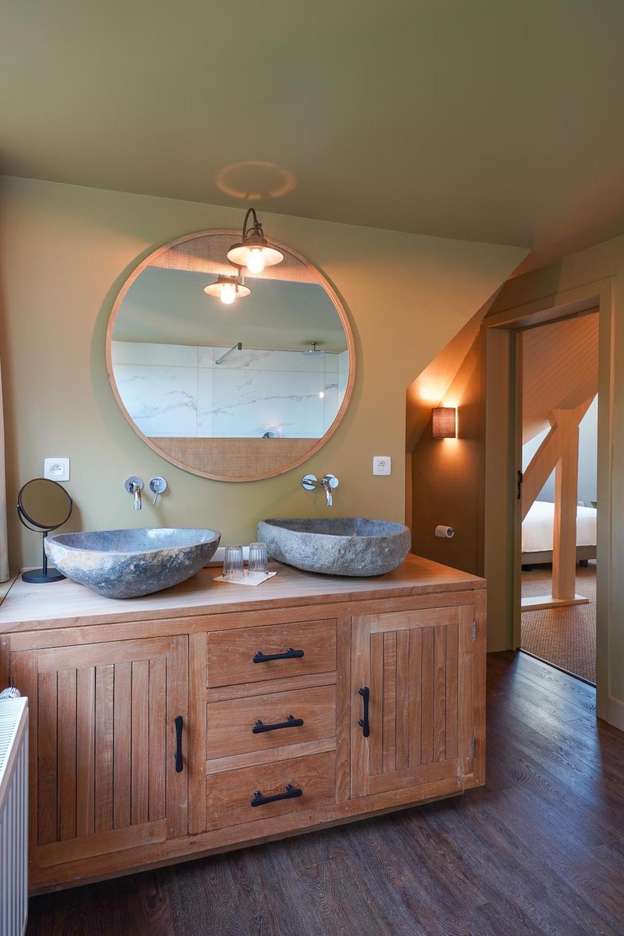 Deluxe Double Room with Bath