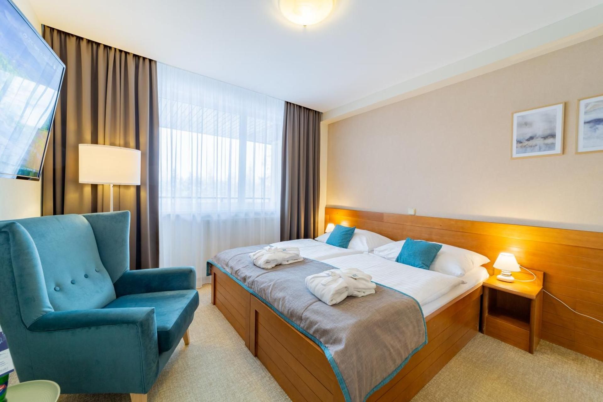 Single Room with wellness access