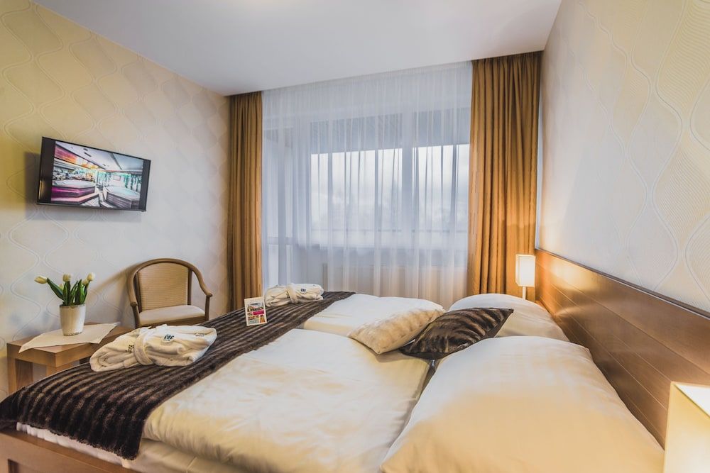 Double Room Single Use (Free Wellness Access)