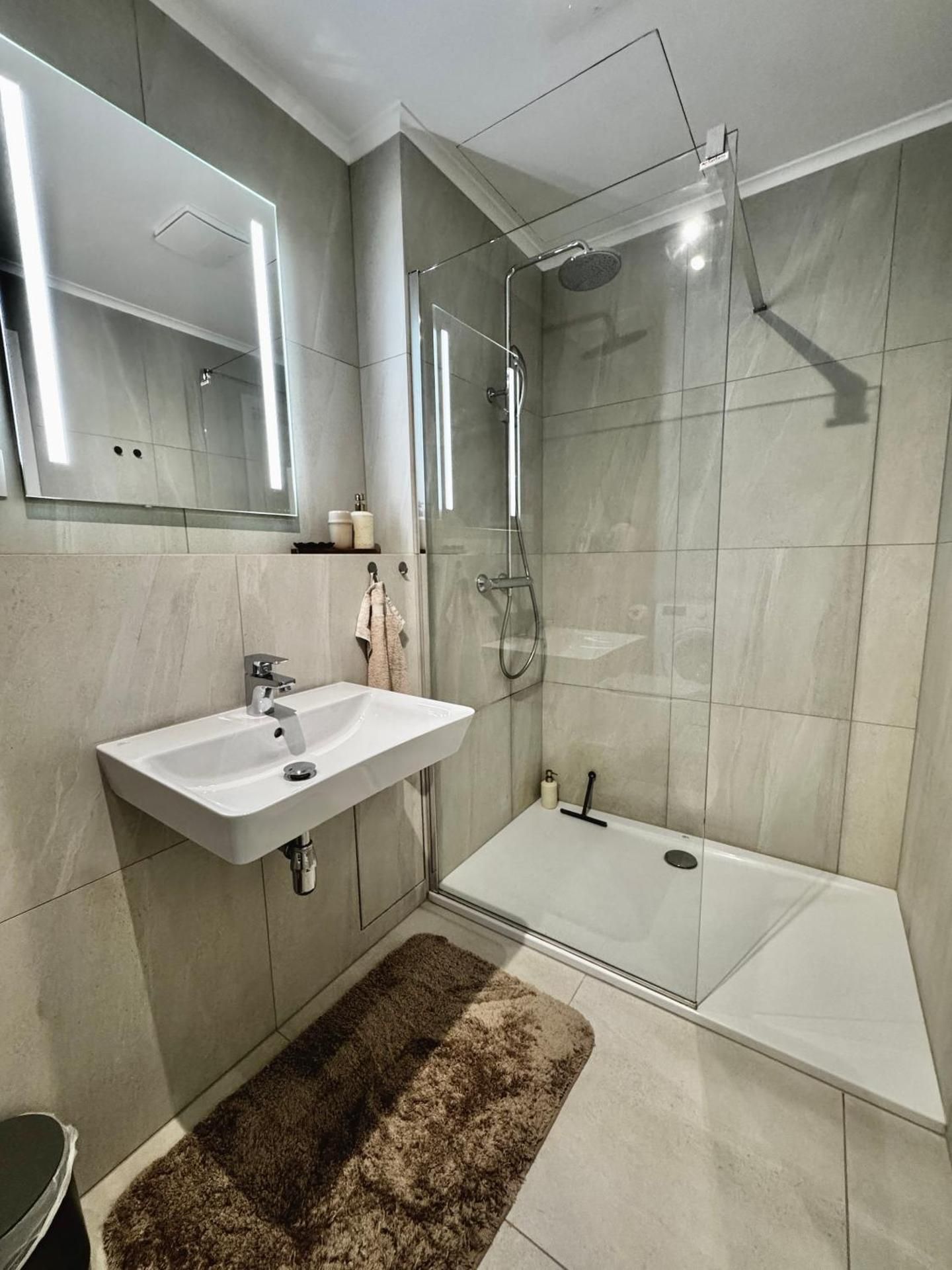 Deluxe One-Bedroom Apartment with City View