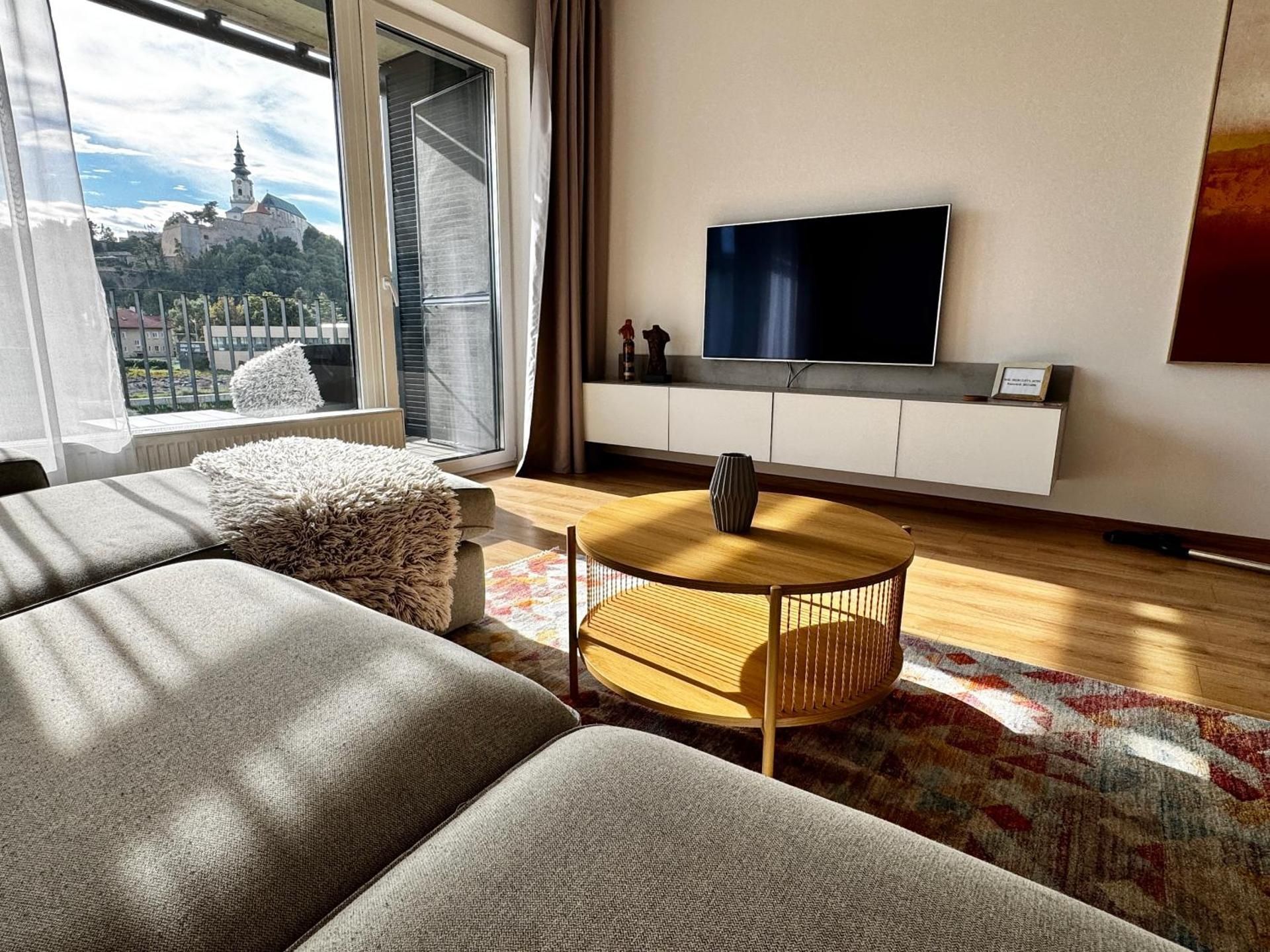 One-Bedroom Apartment with Balcony