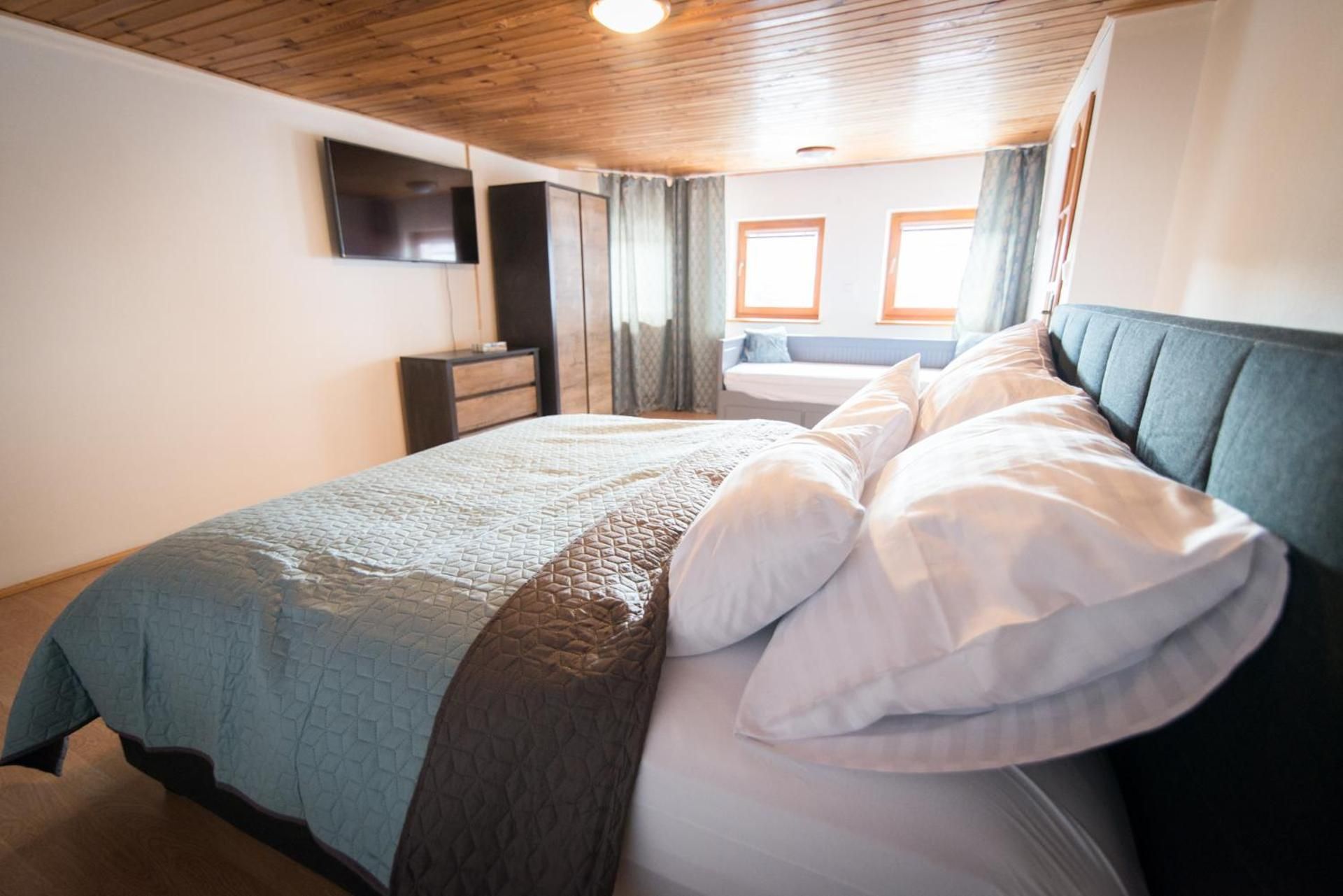 Deluxe Double Room with Extra Bed