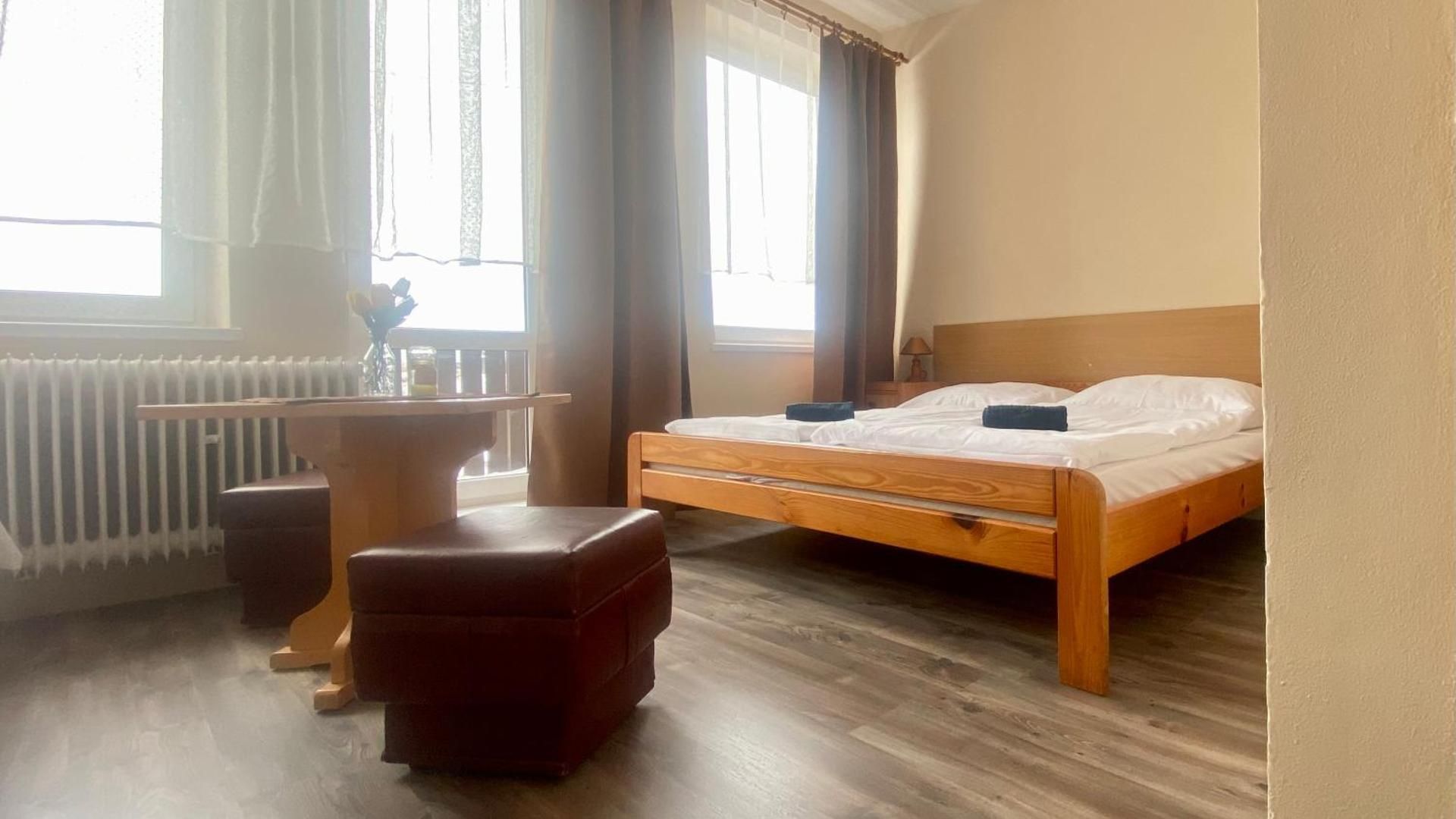 Deluxe Double Room (2 Adults + 1 Child)