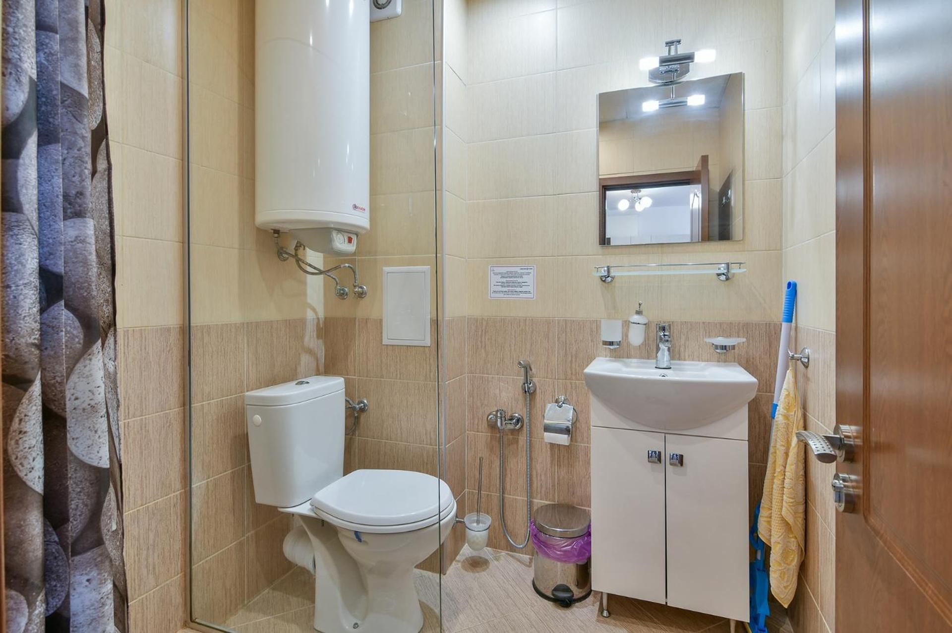 One-Bedroom Apartment - Non-Smoking