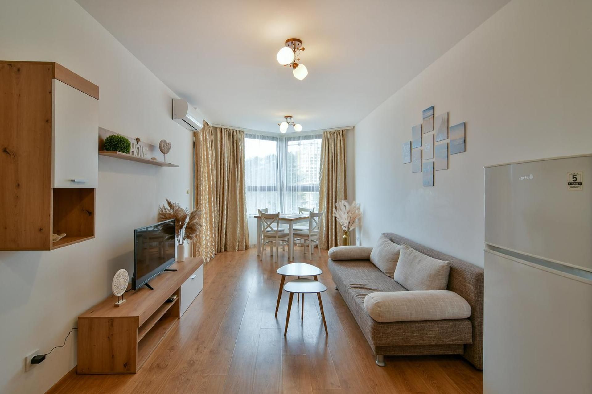 One-Bedroom Apartment - Non-Smoking