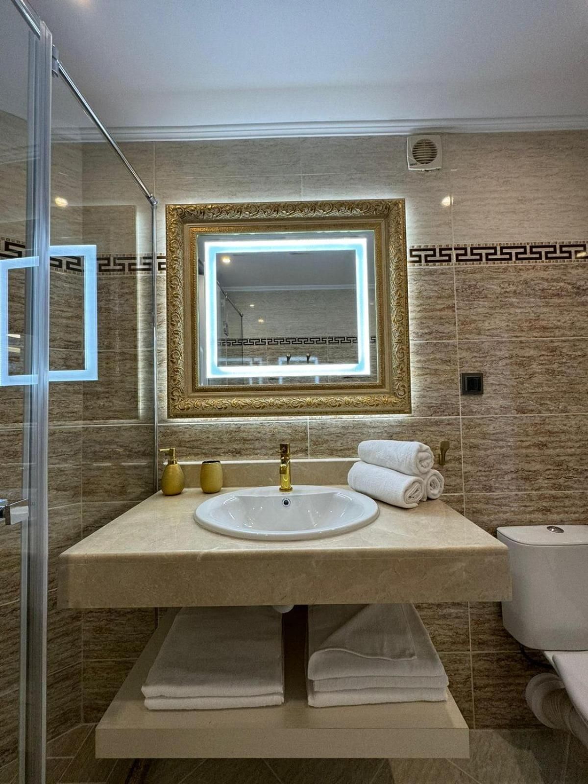 Two-Bedroom Apartment with Sea View