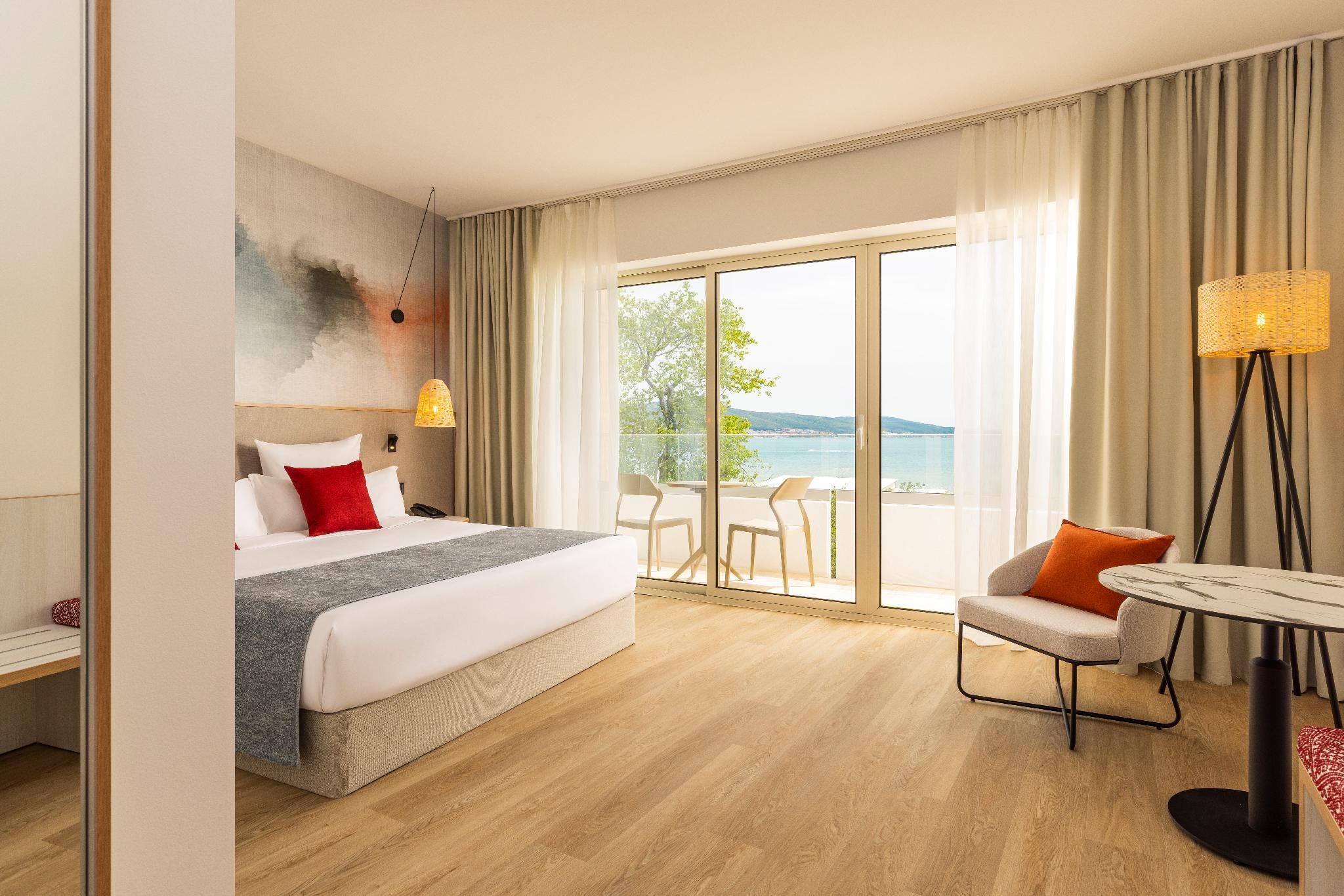 Double Room with Balcony and Sea View