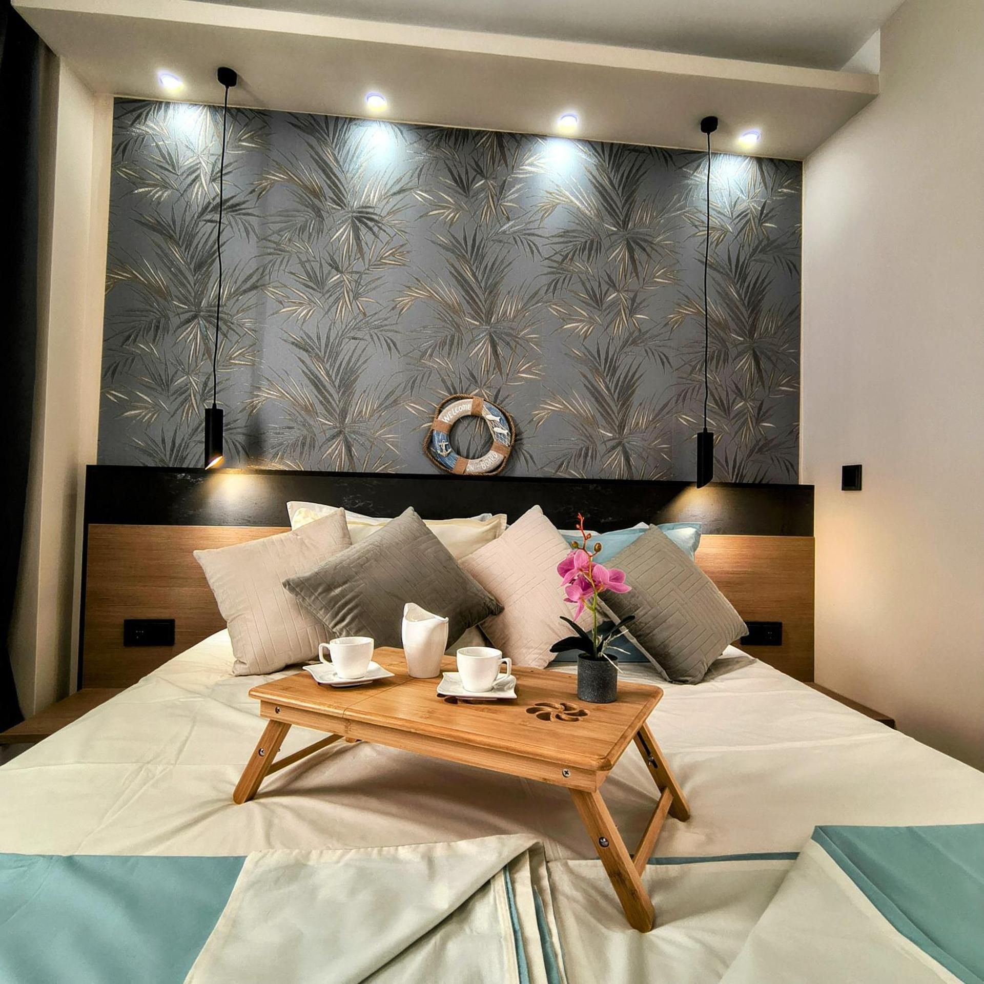 Studio Apartment with Balcony