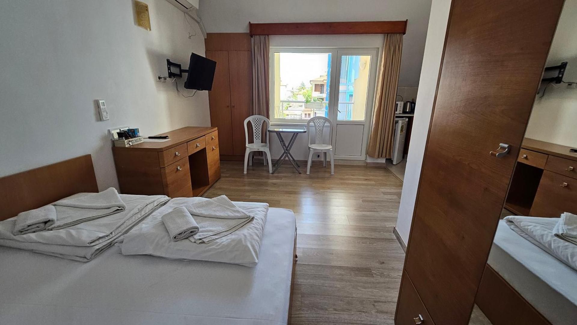 Large Double Room