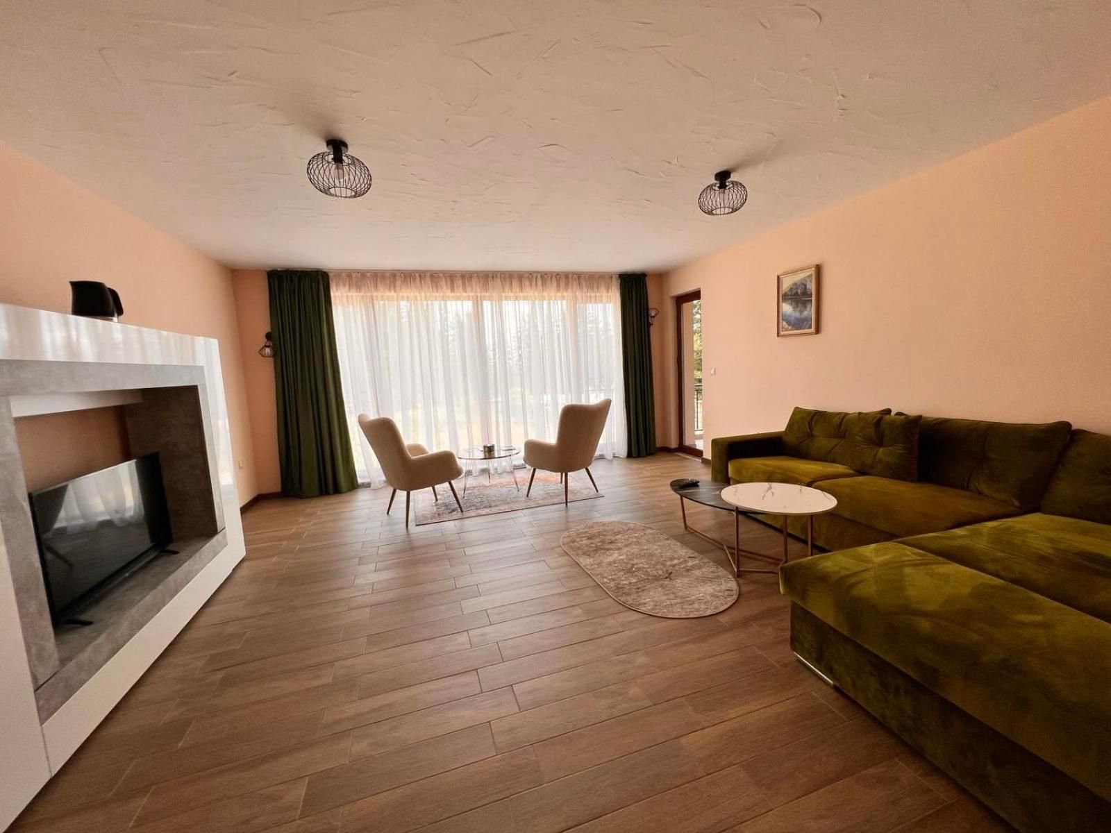 Two-Bedroom Deluxe Apartment