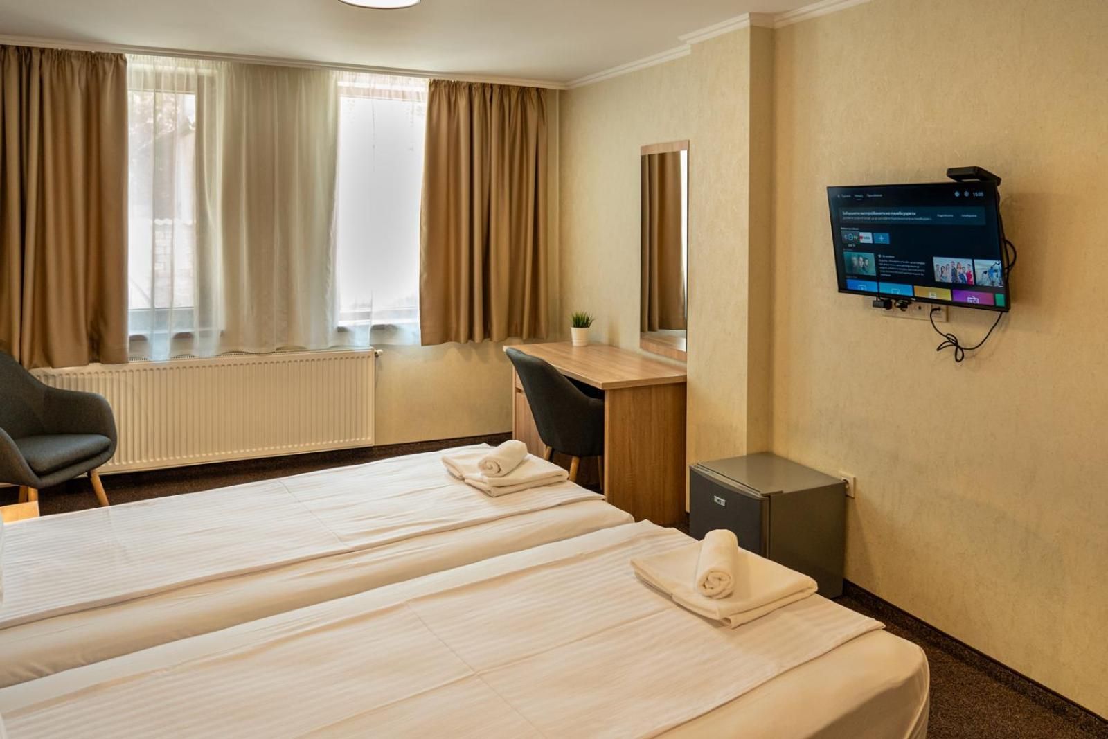Large Twin Room