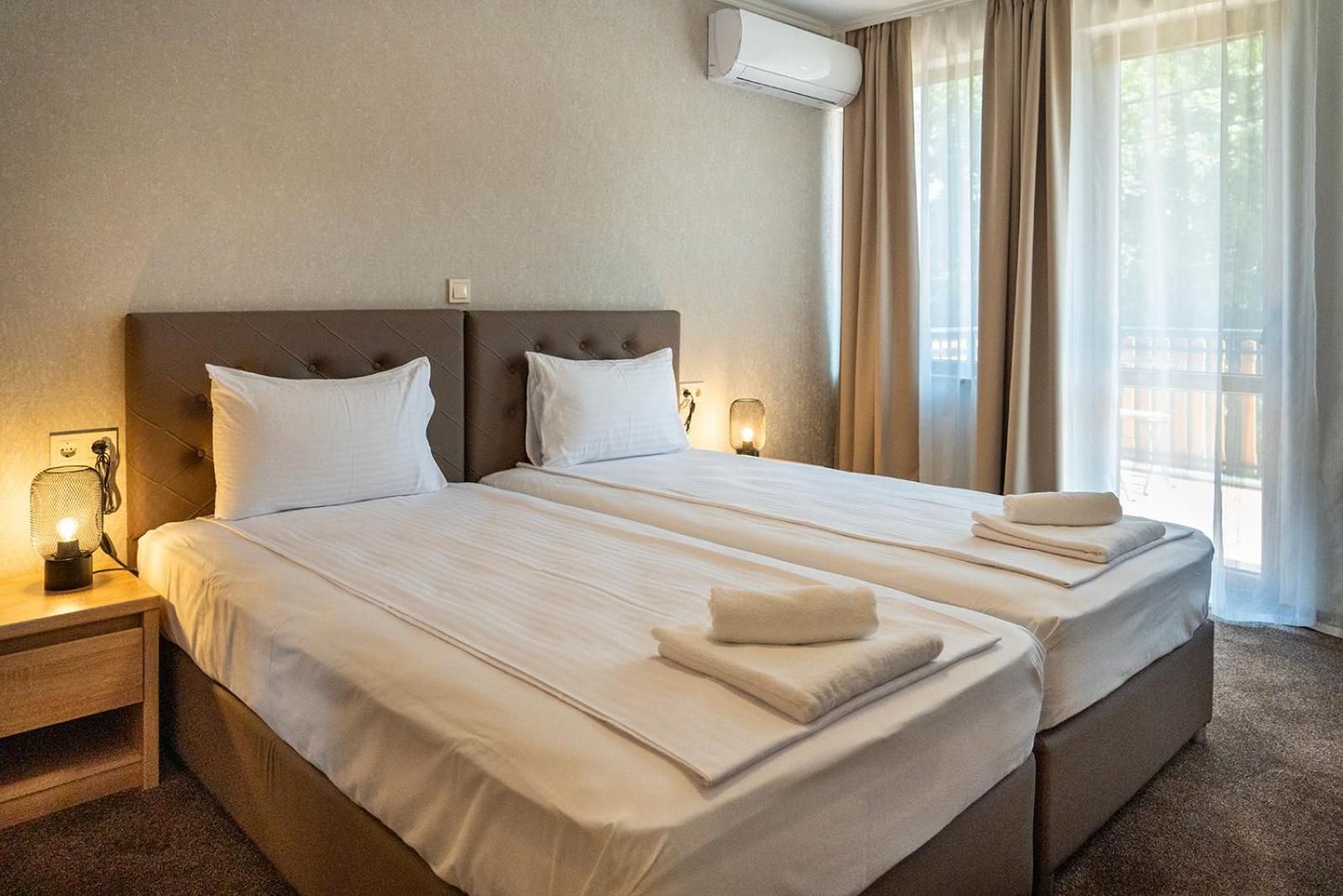 Twin Room with Terrace