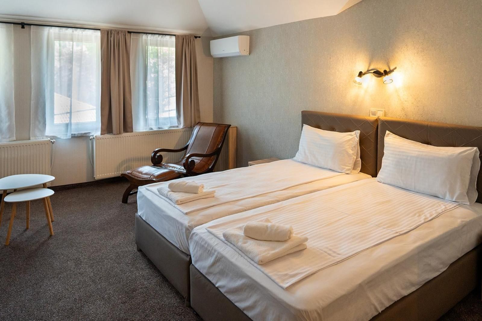 Large Double or Twin Room