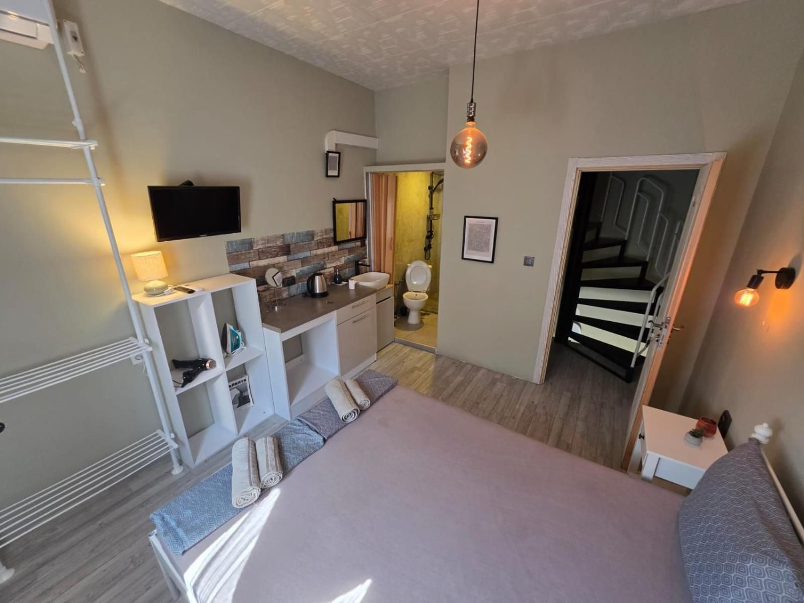 Double Room with Private Bathroom
