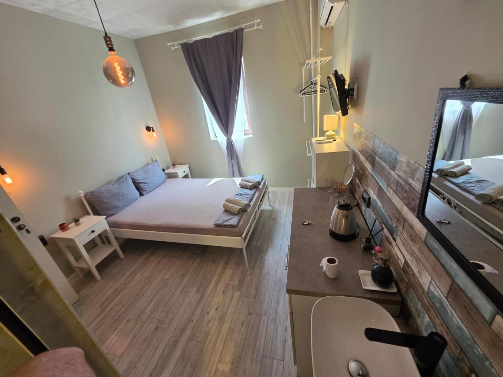 Double Room with Private Bathroom