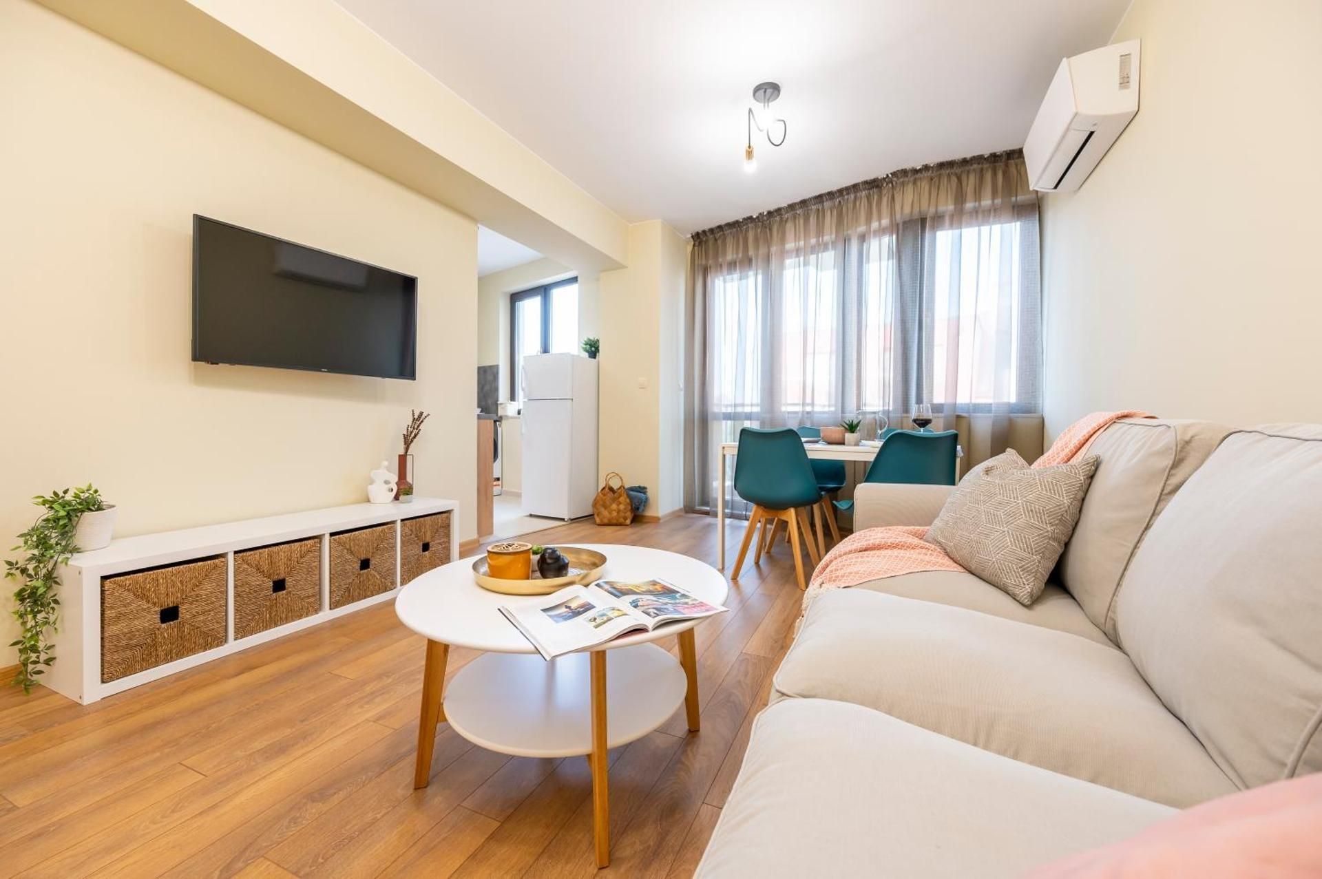 One-Bedroom Apartment