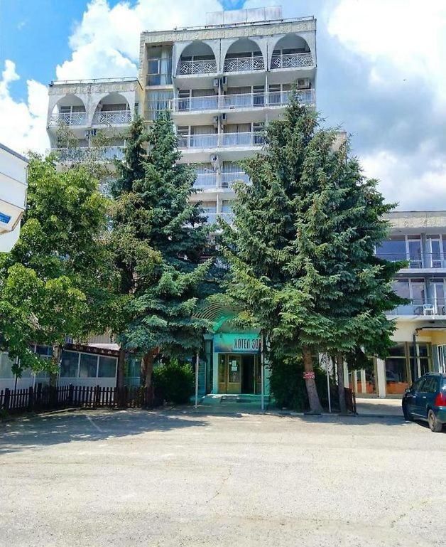 Хотел Зора