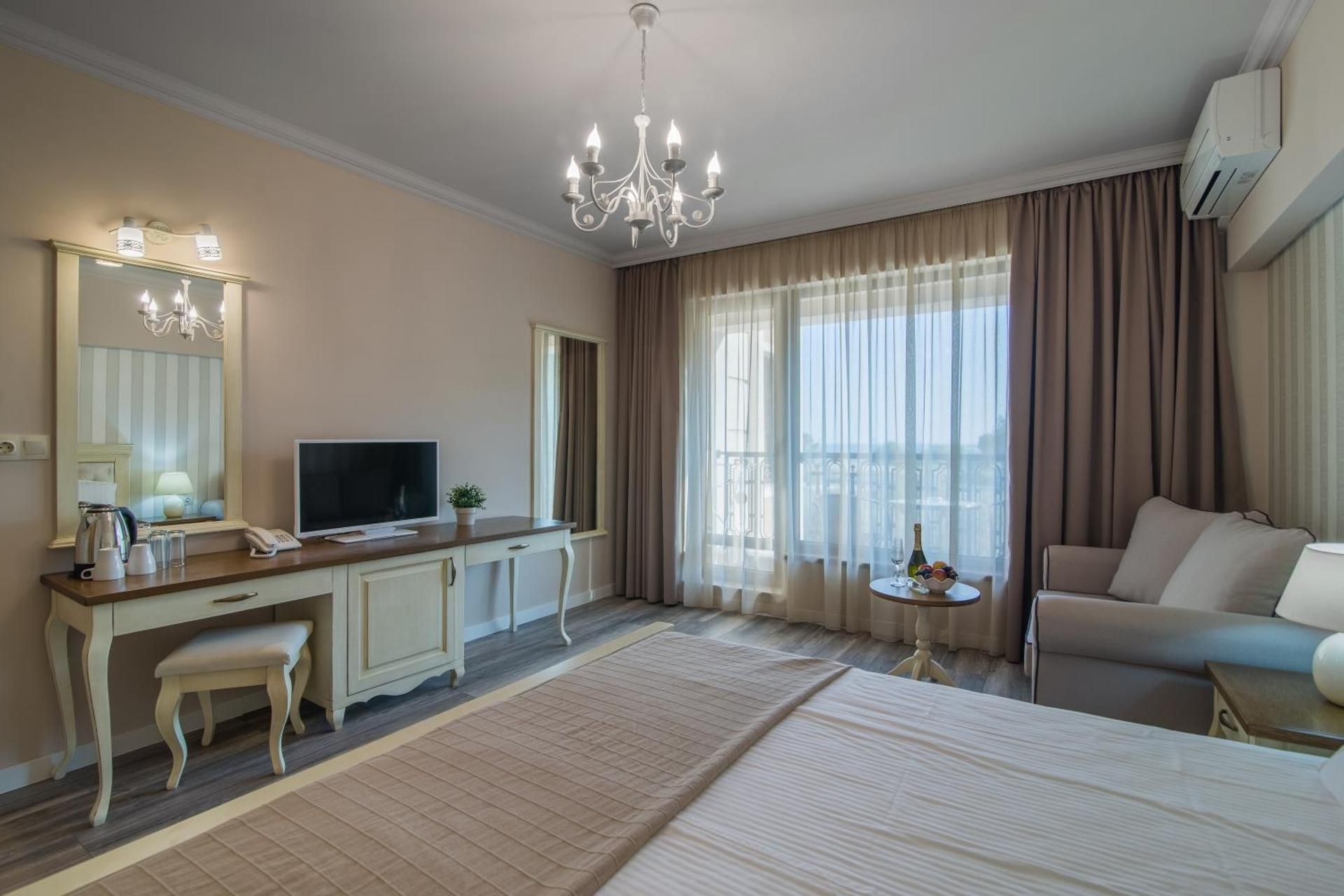 Double room with Partial Sea view (3 Adults + 0 Children)