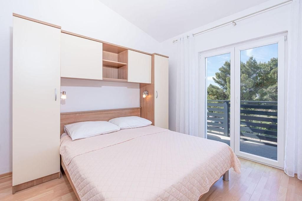Studio with Balcony