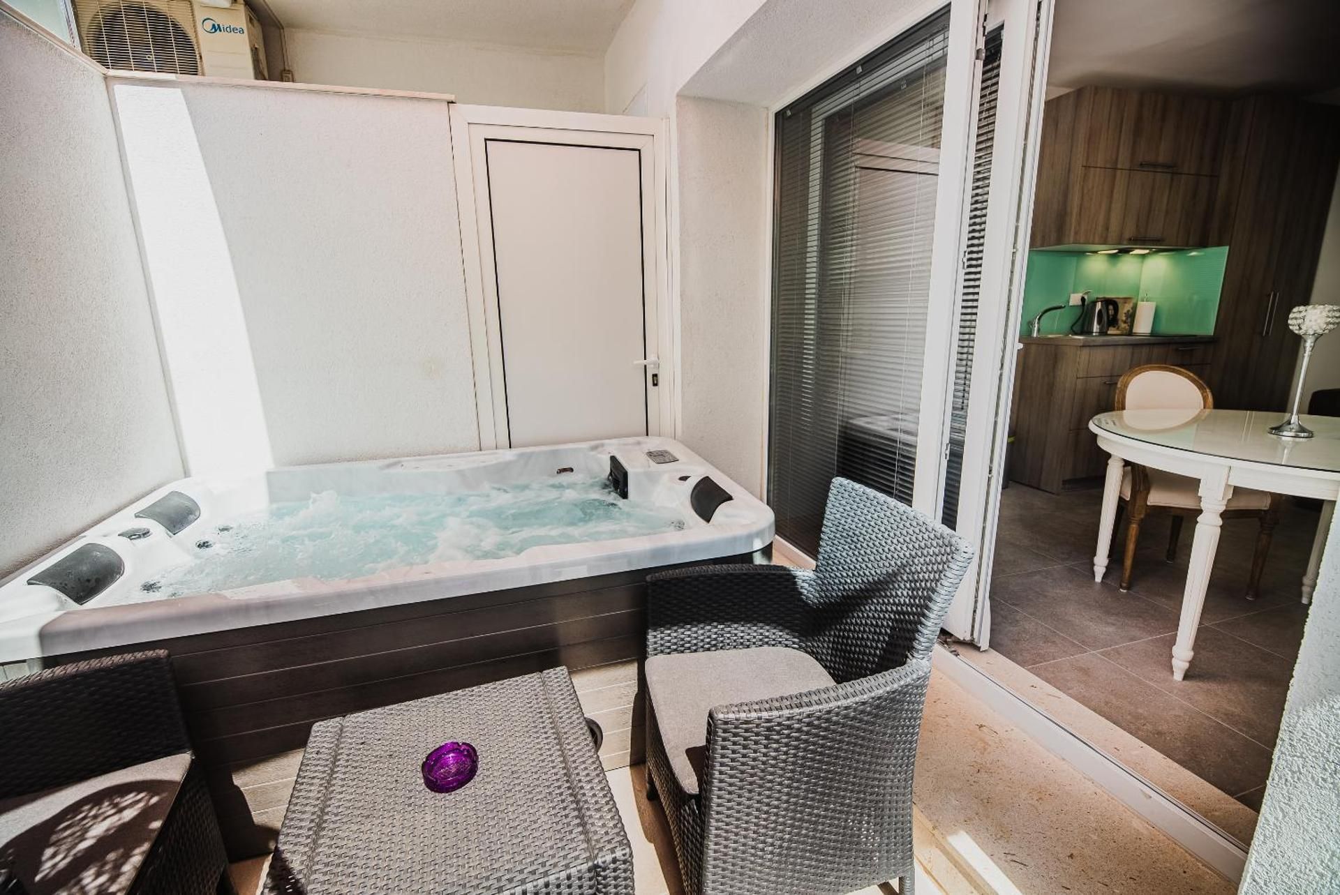 Apartment with Balcony