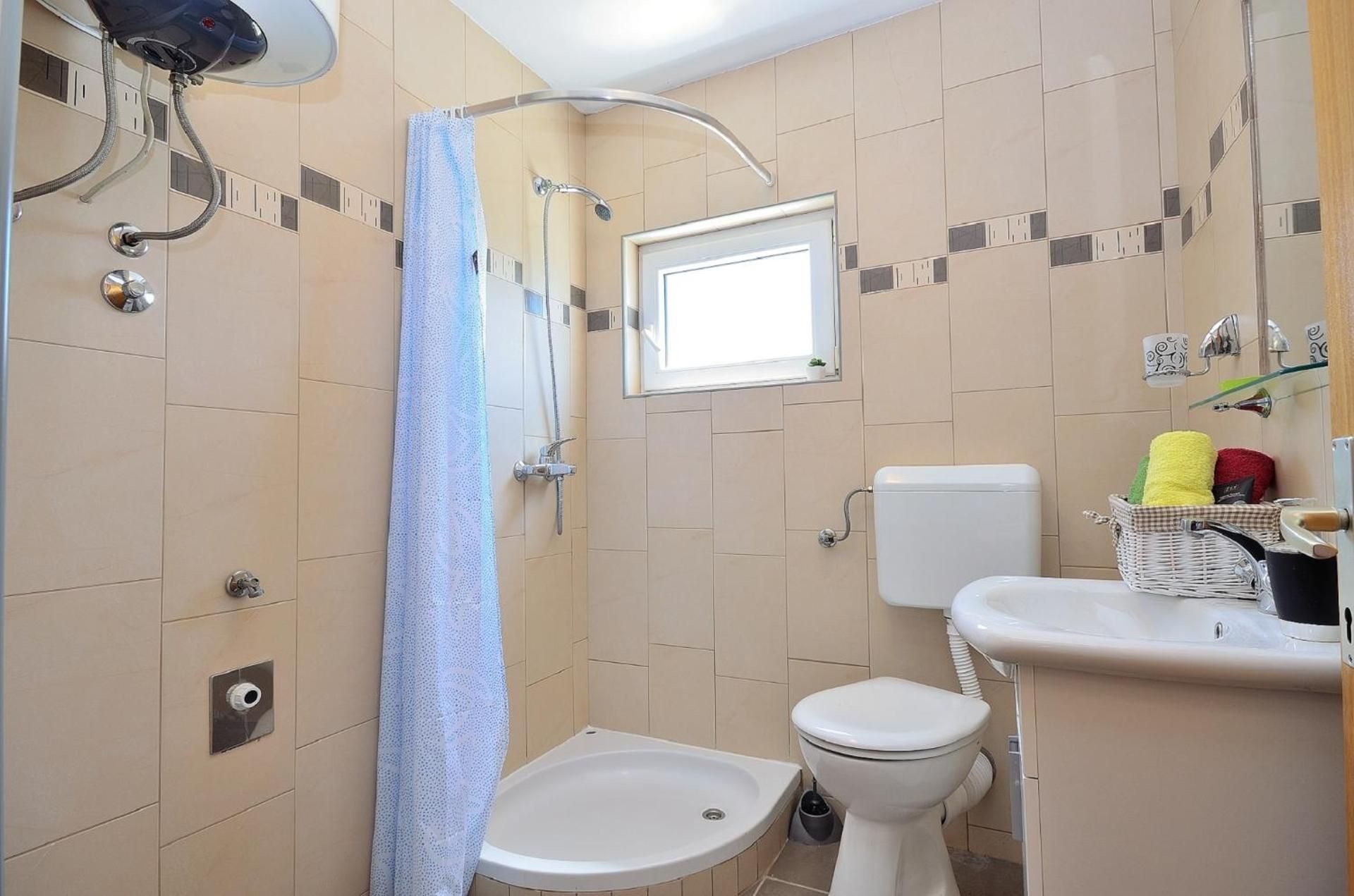 One-Bedroom Apartment with Terrace (4 Adults)