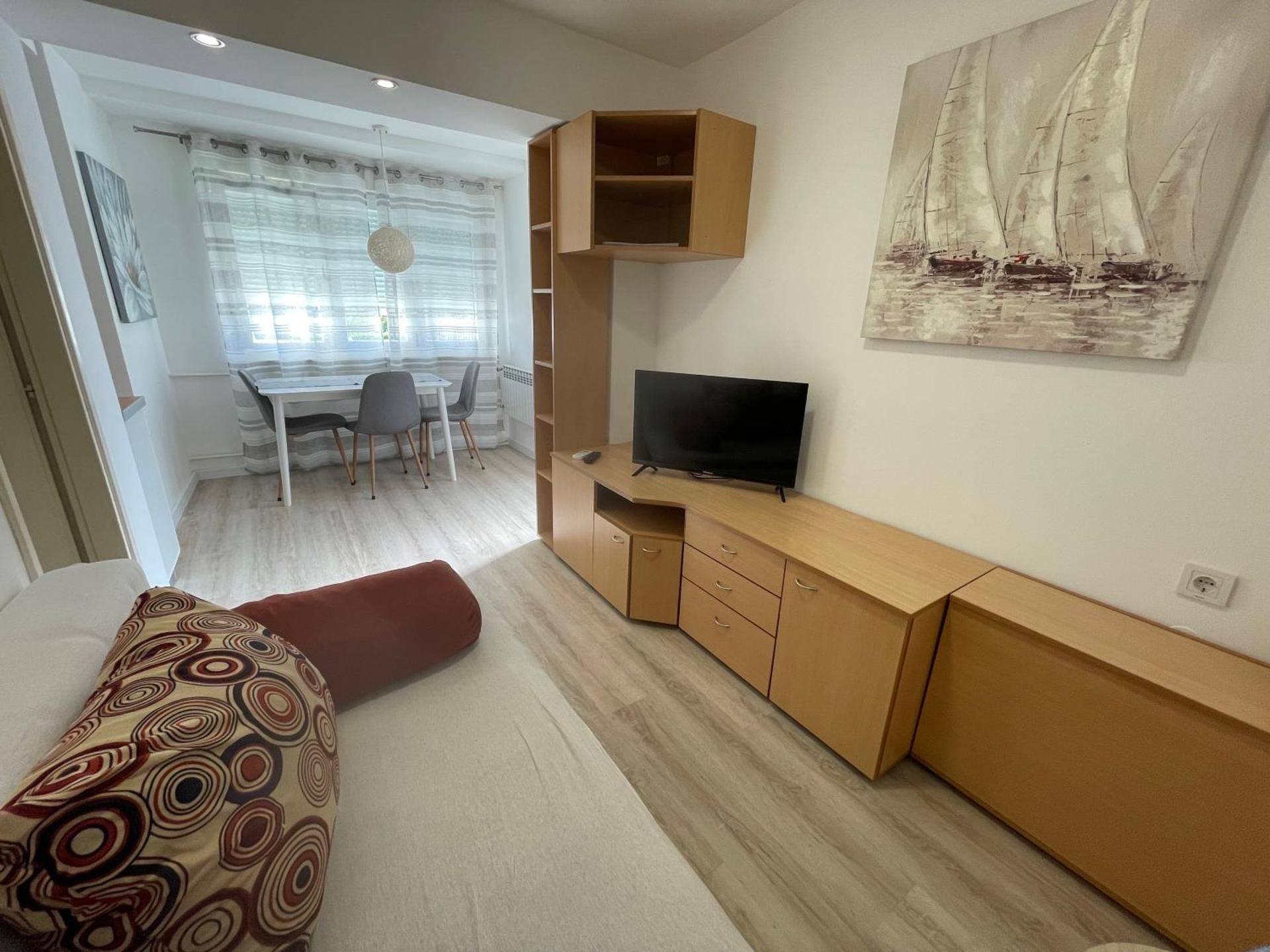 One-Bedroom Apartment with Terrace