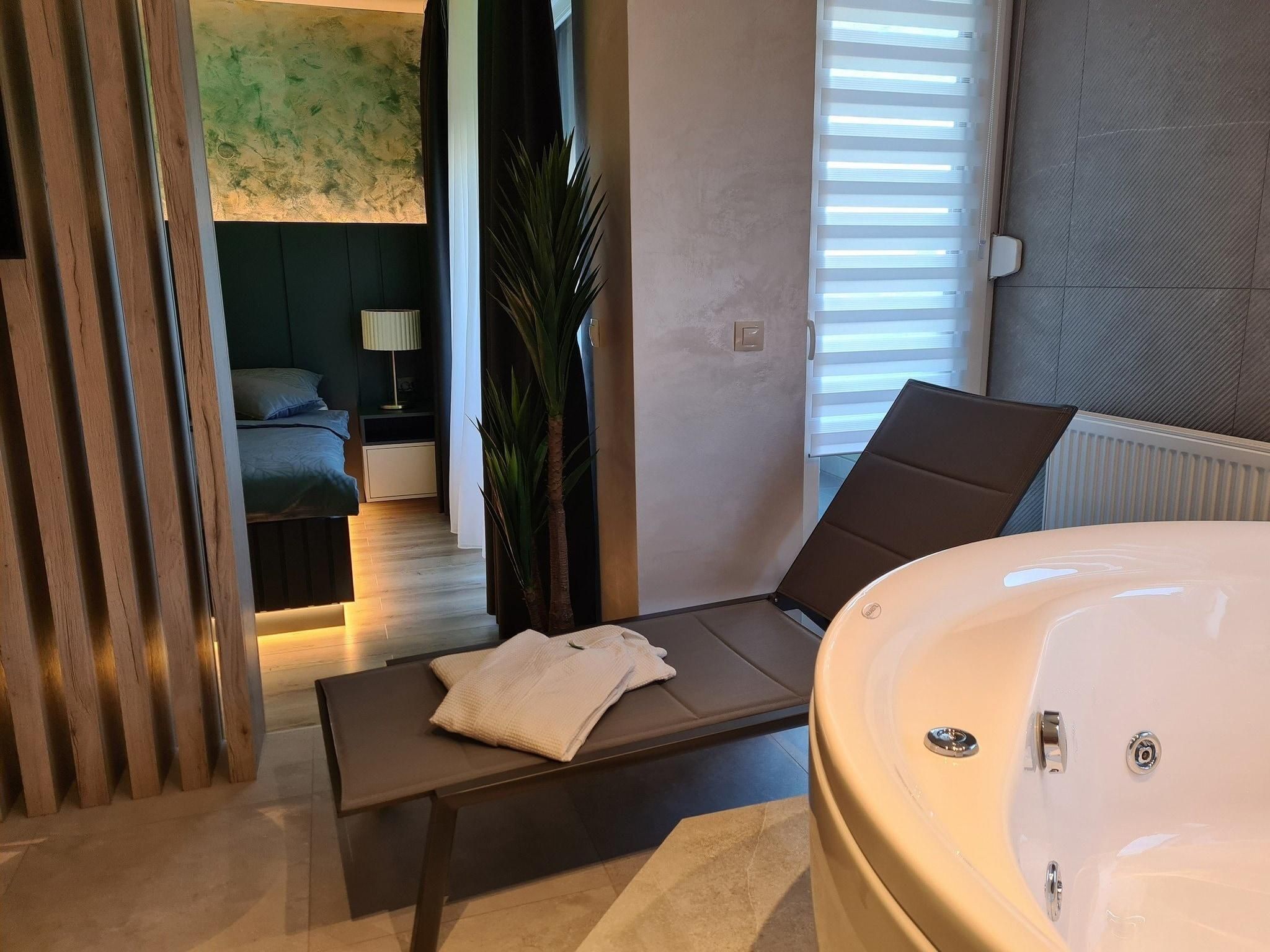 Wellness Apartments - Studio Apartment with Terrace G3