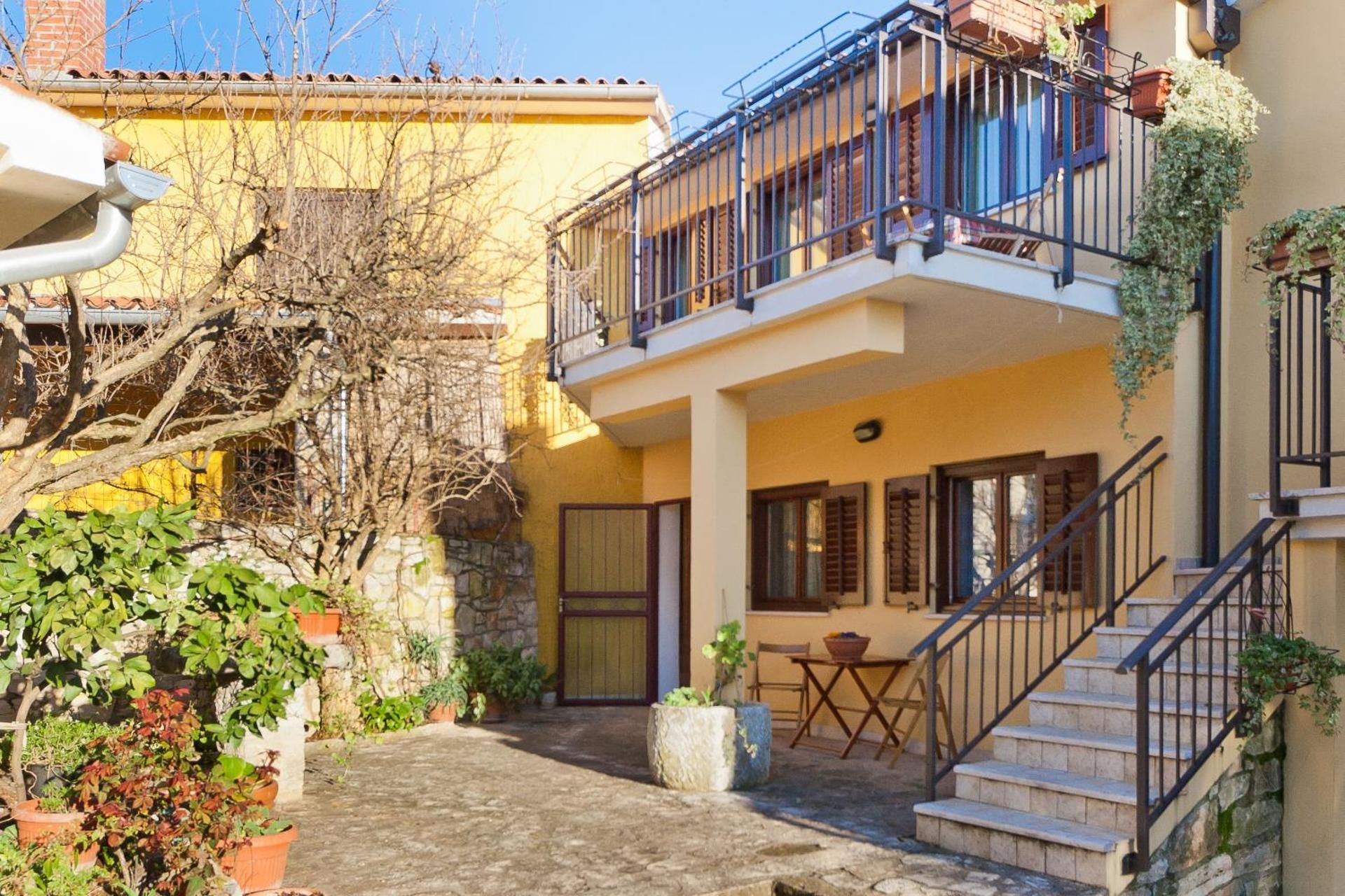 Apartments Redenta