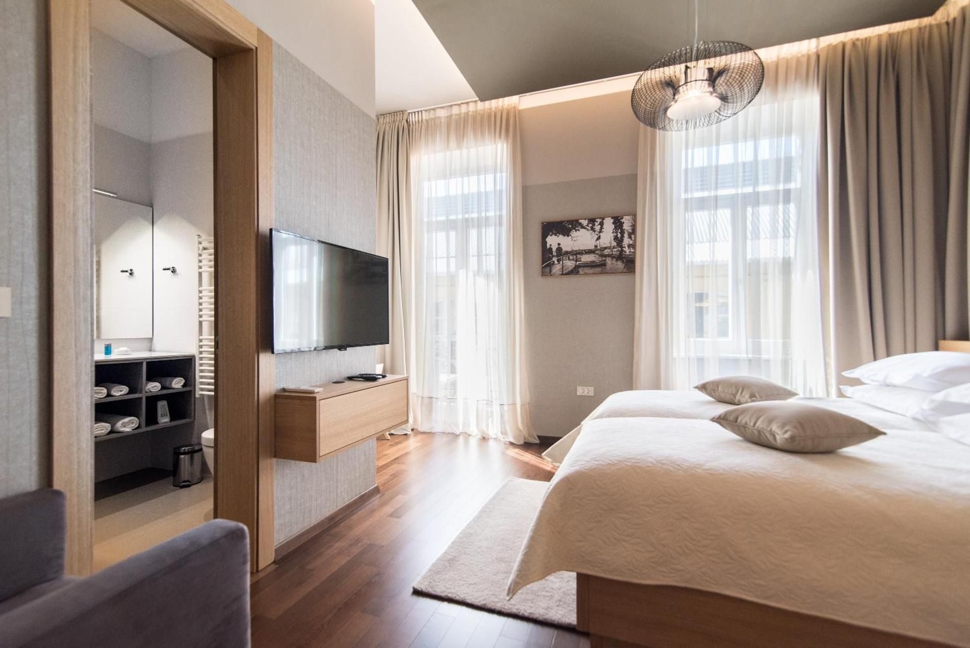 Superior Apartment